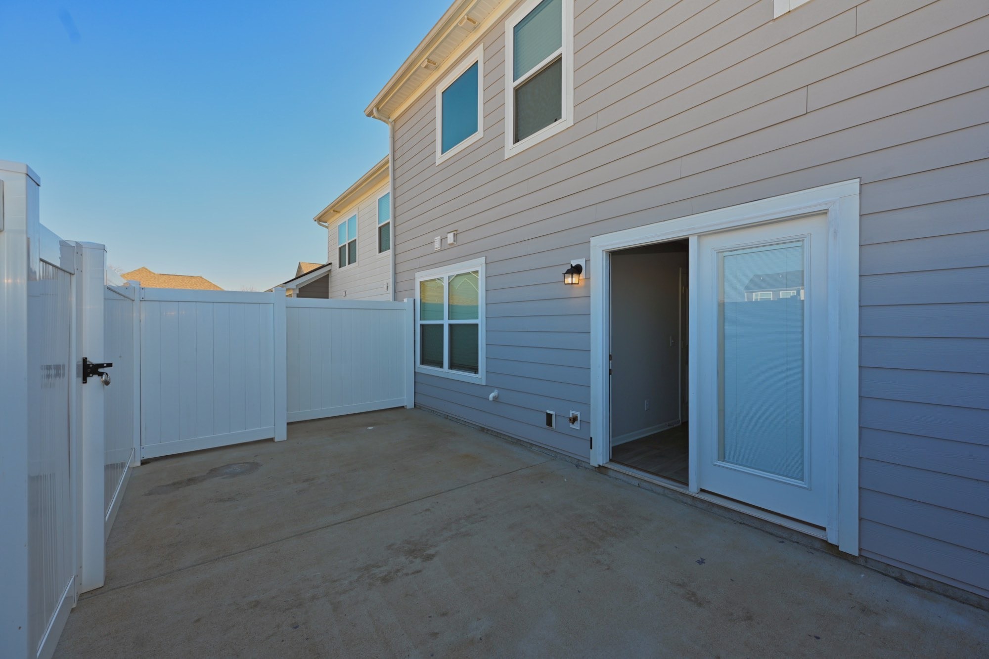 3209 Icelandic Dr