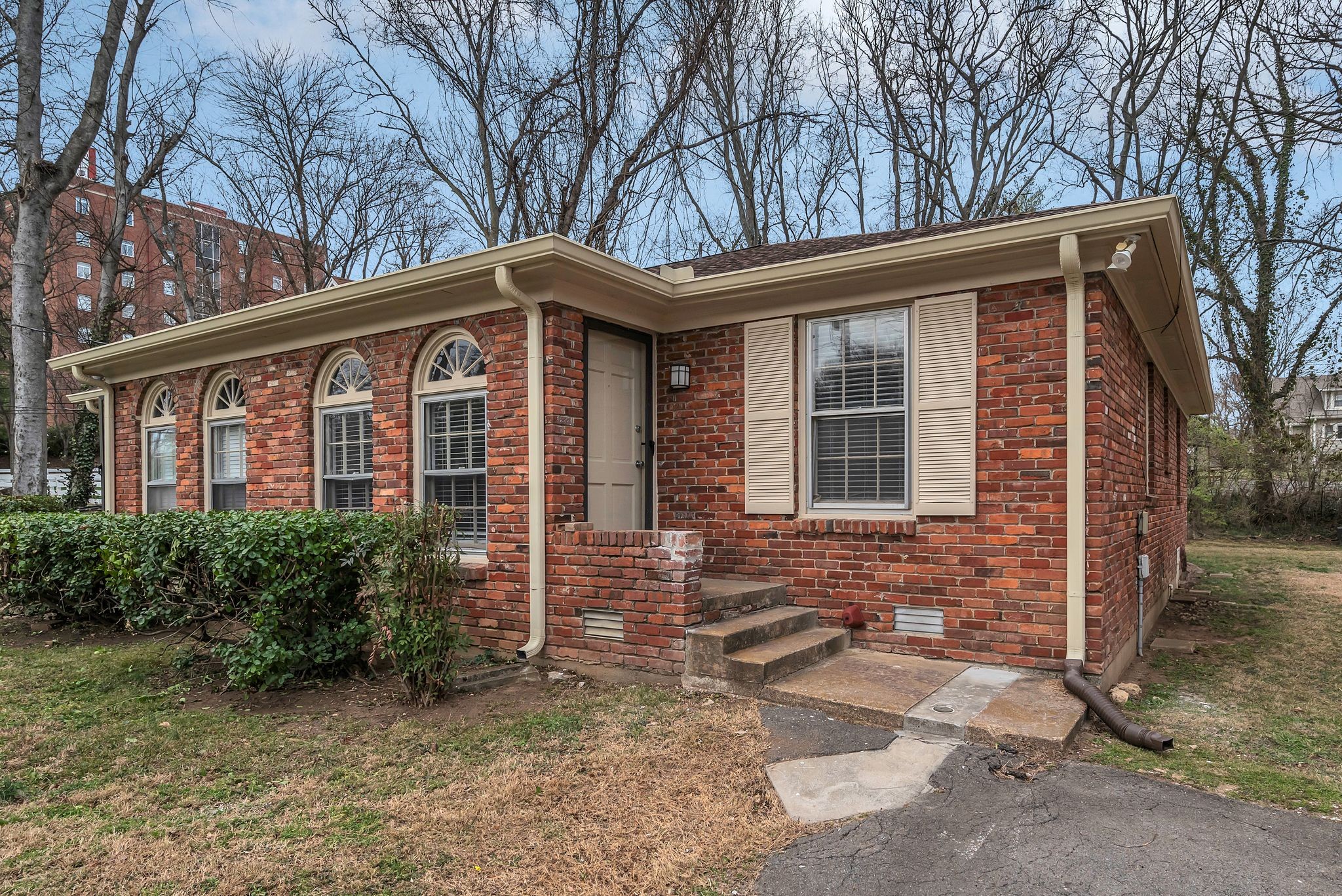 1134 Belvidere Dr