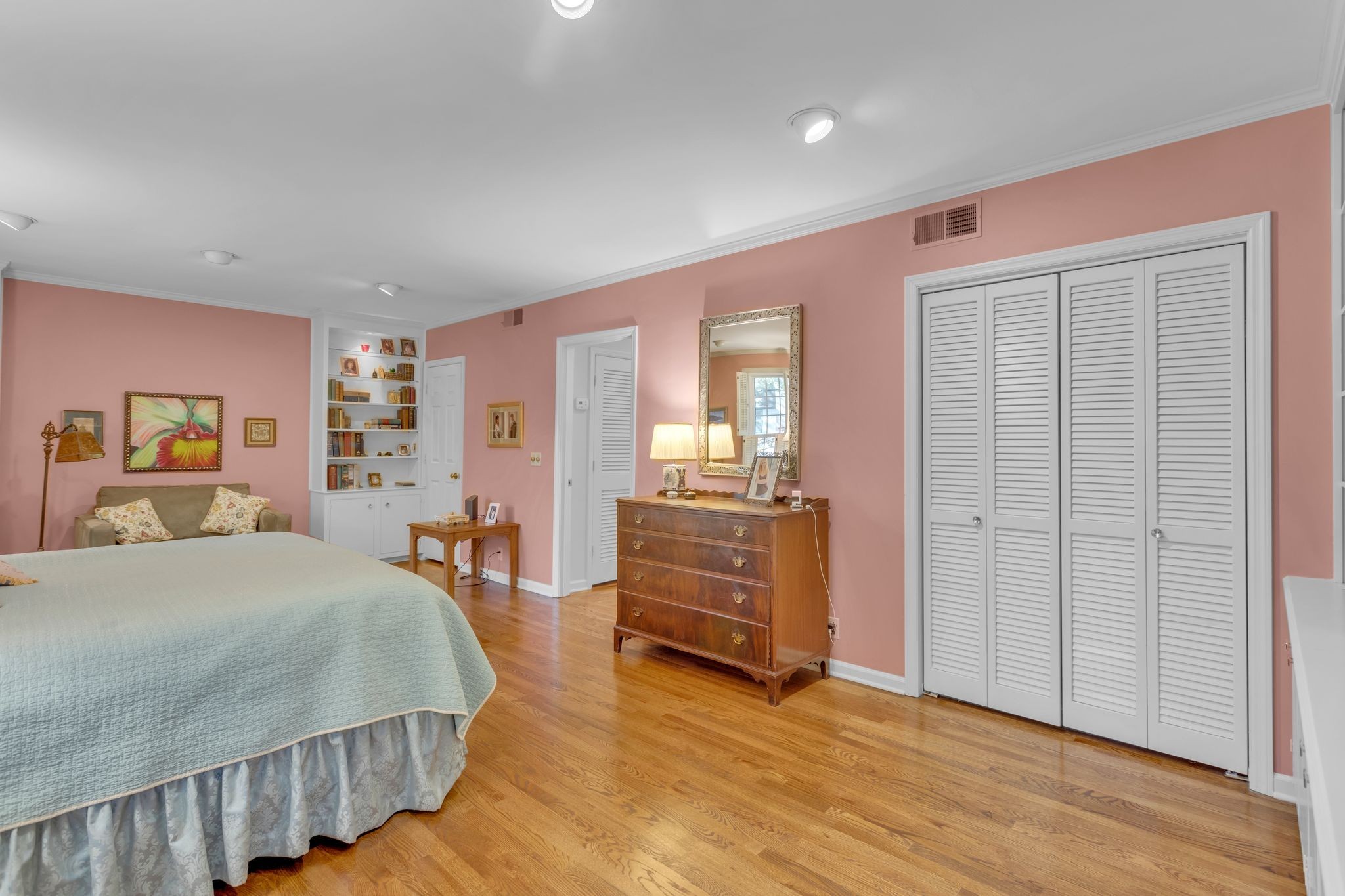 4400 Belmont Park Ter Unit: 114