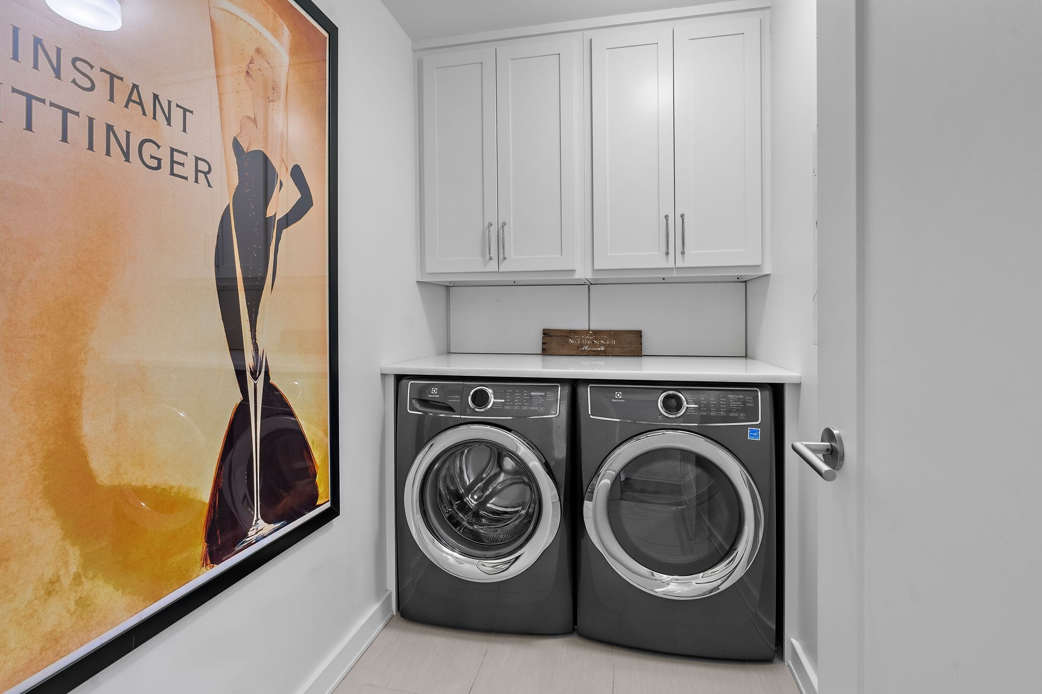 1212 Laurel St Unit: 902
