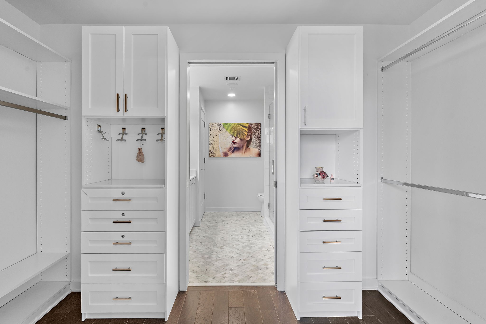 1212 Laurel St Unit: 902
