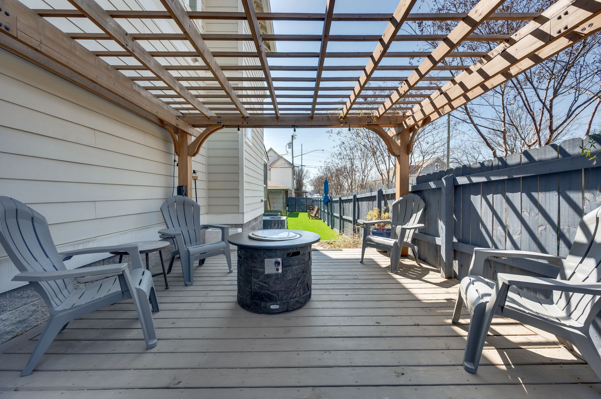 5323 Pennsylvania Ave