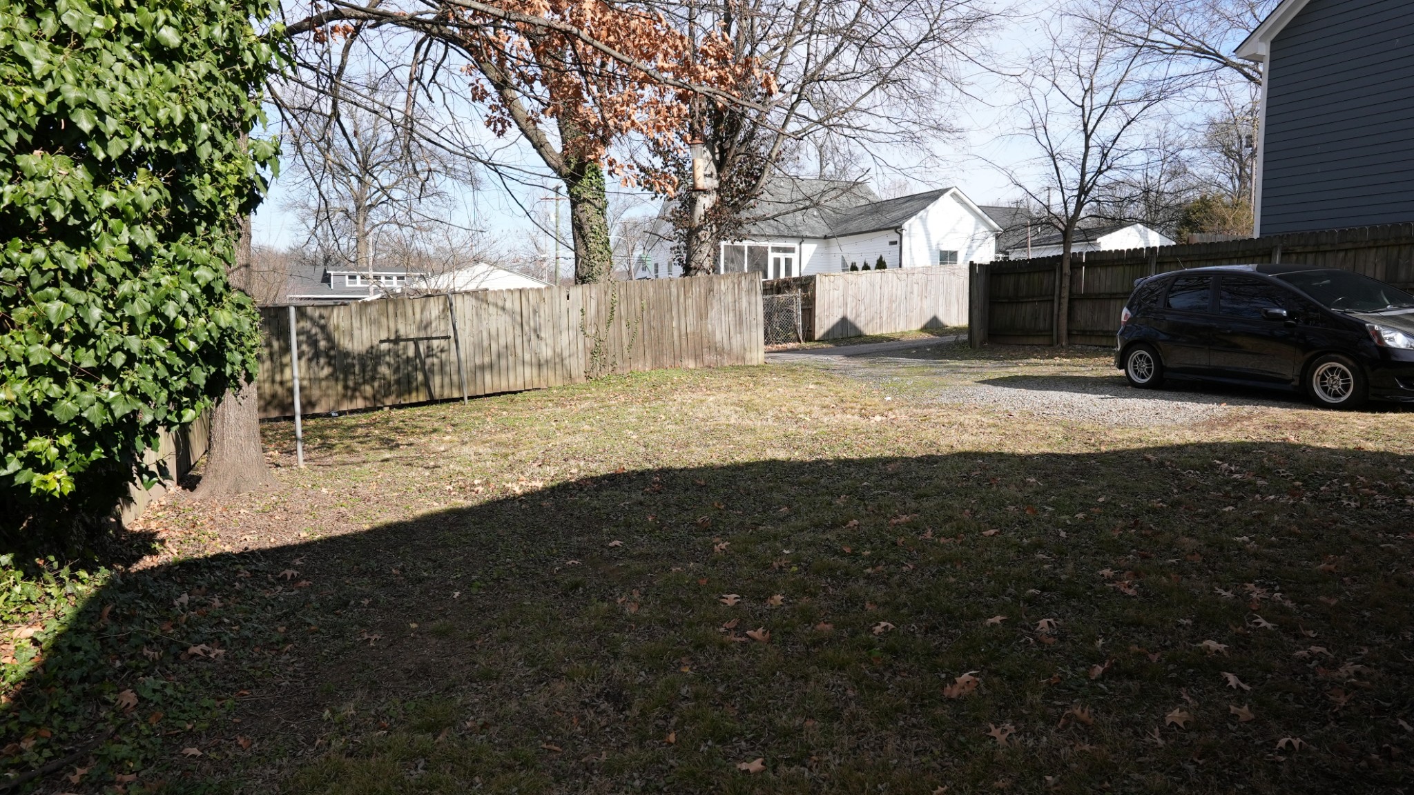 947 Sharpe Ave