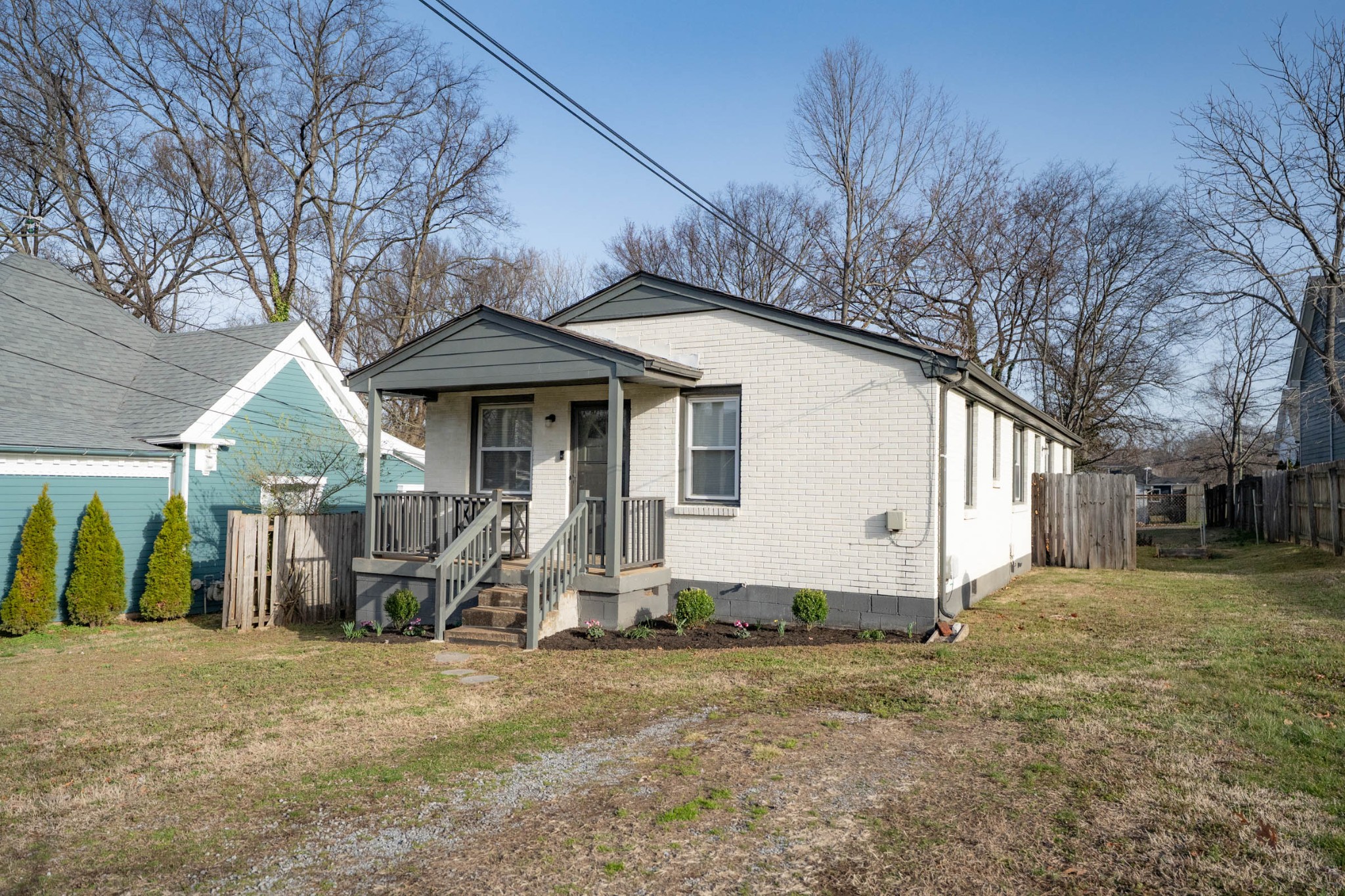 947 Sharpe Ave