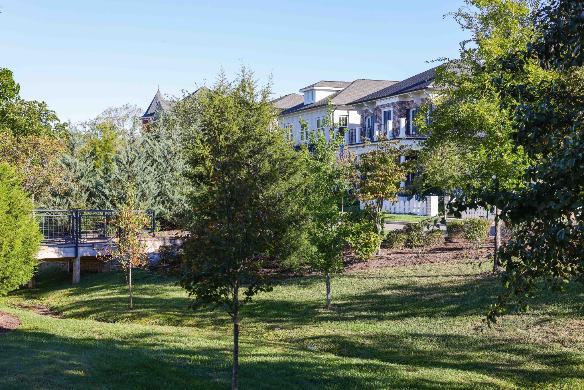 290 Stephens Valley Blvd