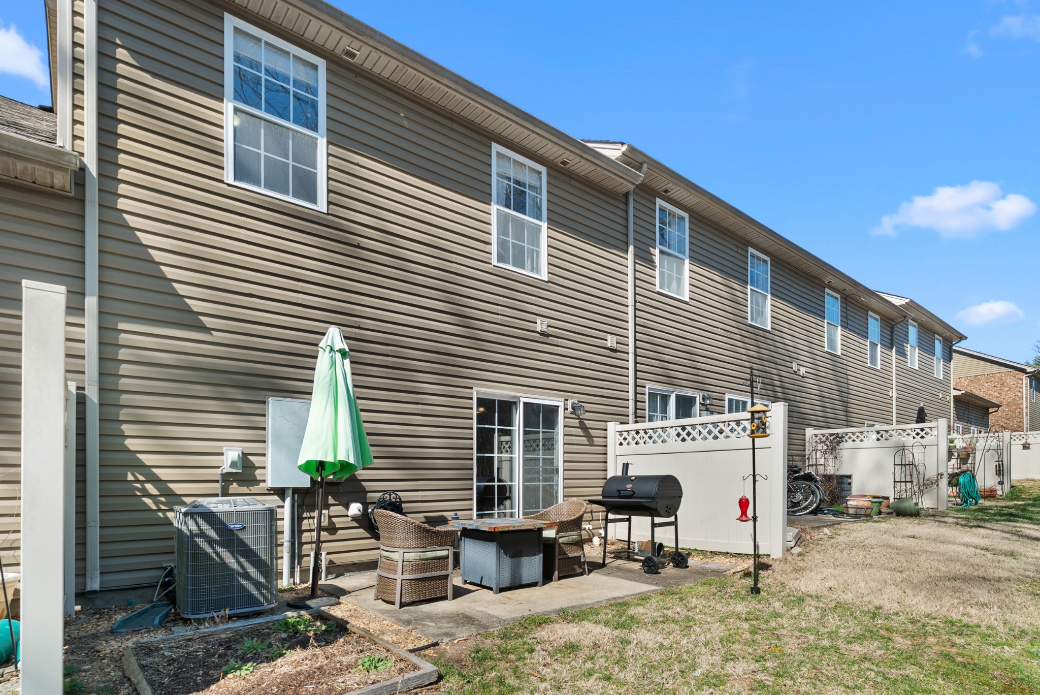 1002 Ashmore Dr