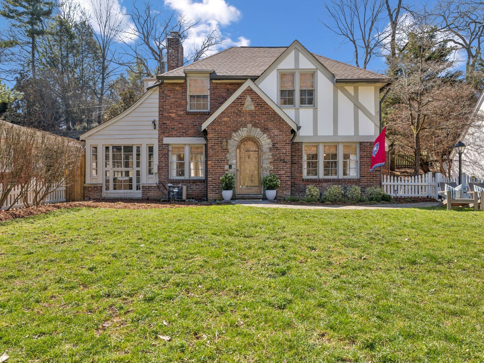 3613 Valley Vista Rd