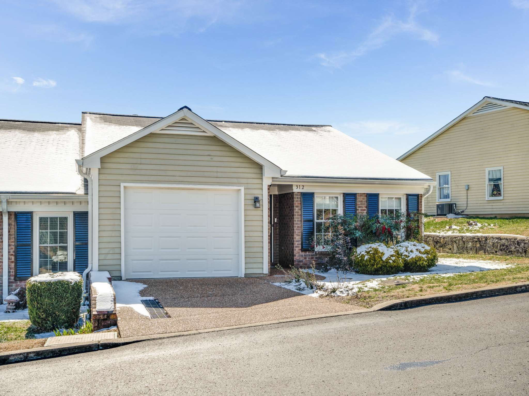 312 Cana Cir