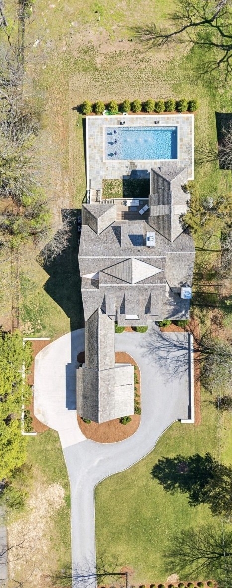 414 Lynnwood Blvd
