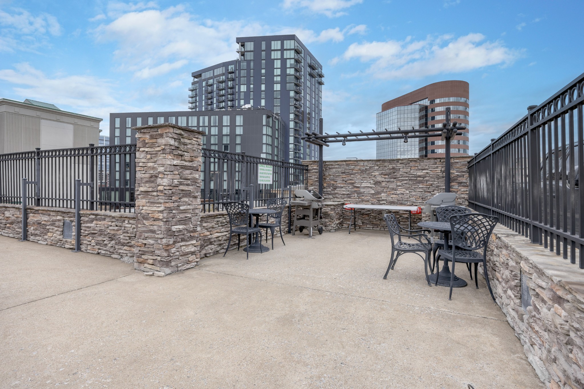 1803 Broadway Unit: 222