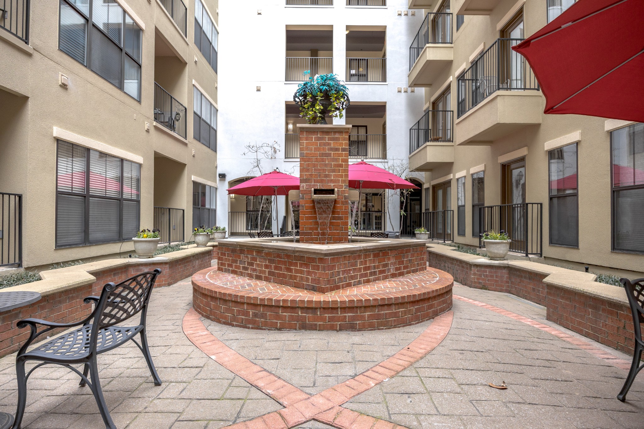 1803 Broadway Unit: 222