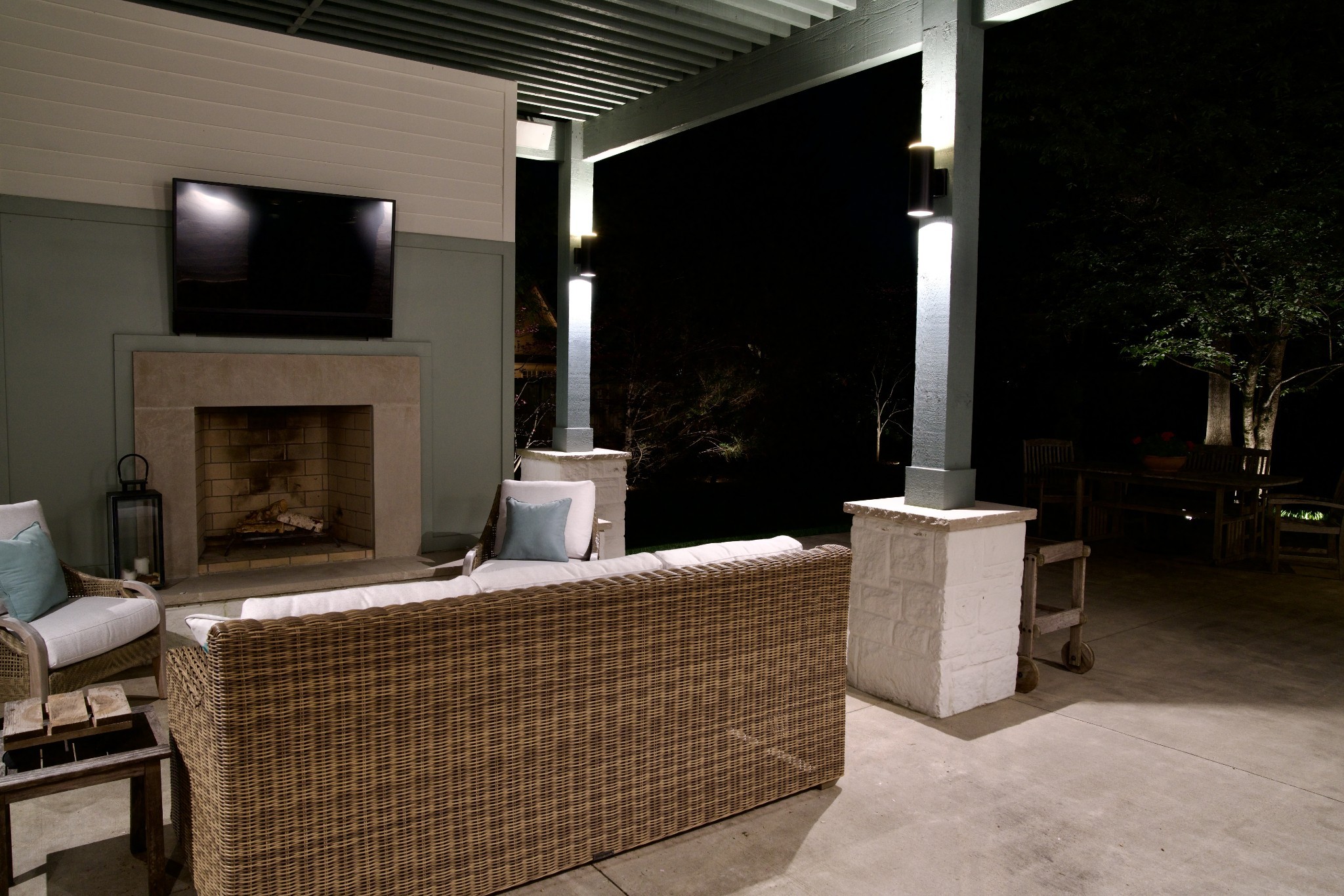 4104 Skyline Dr
