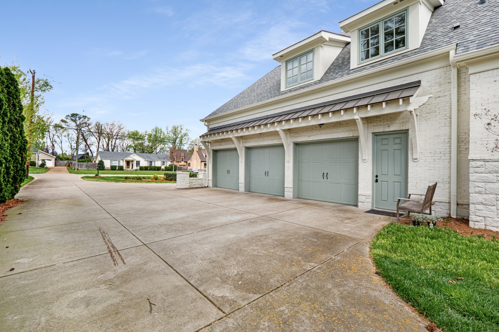 4104 Skyline Dr
