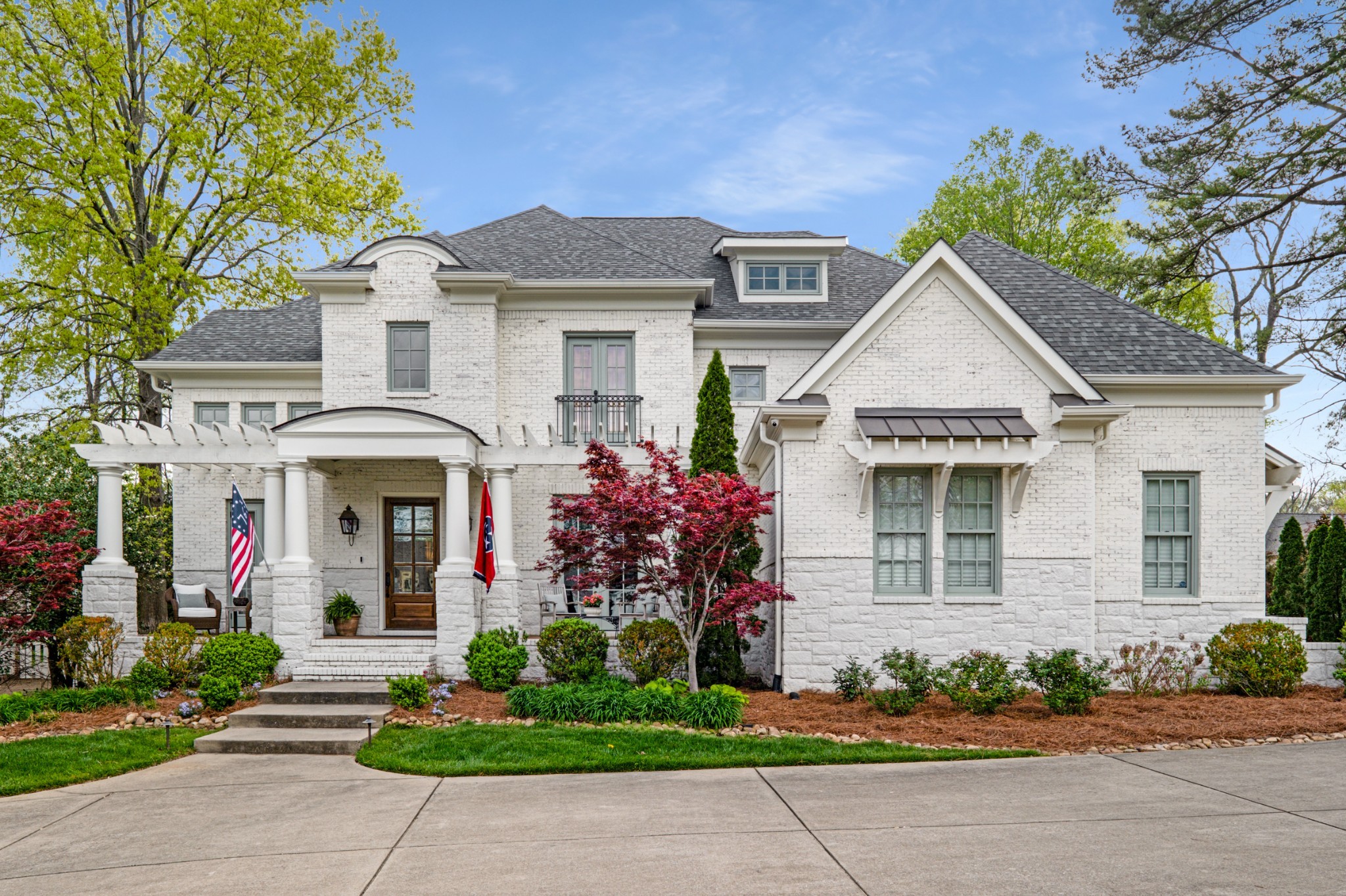 4104 Skyline Dr