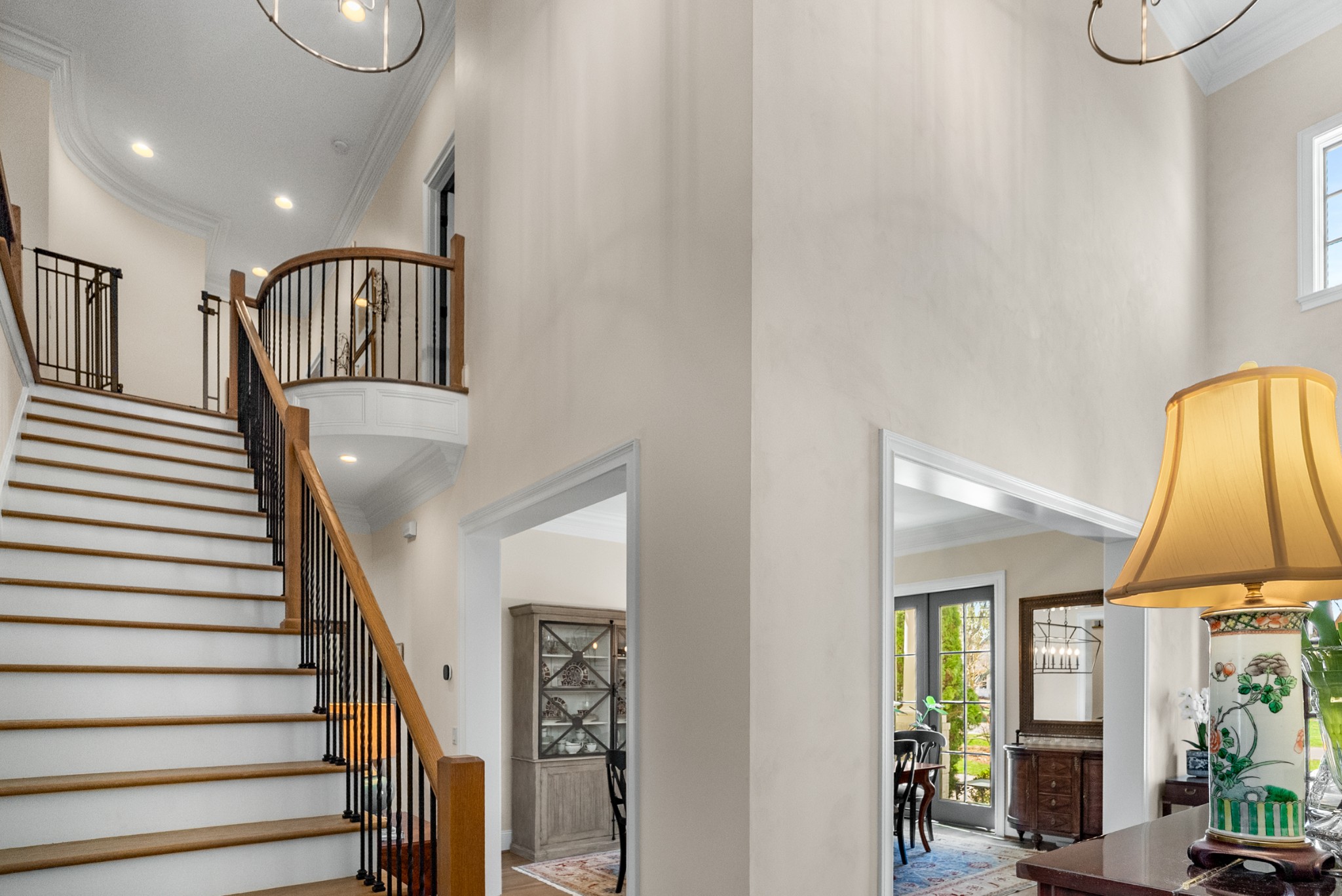 4104 Skyline Dr