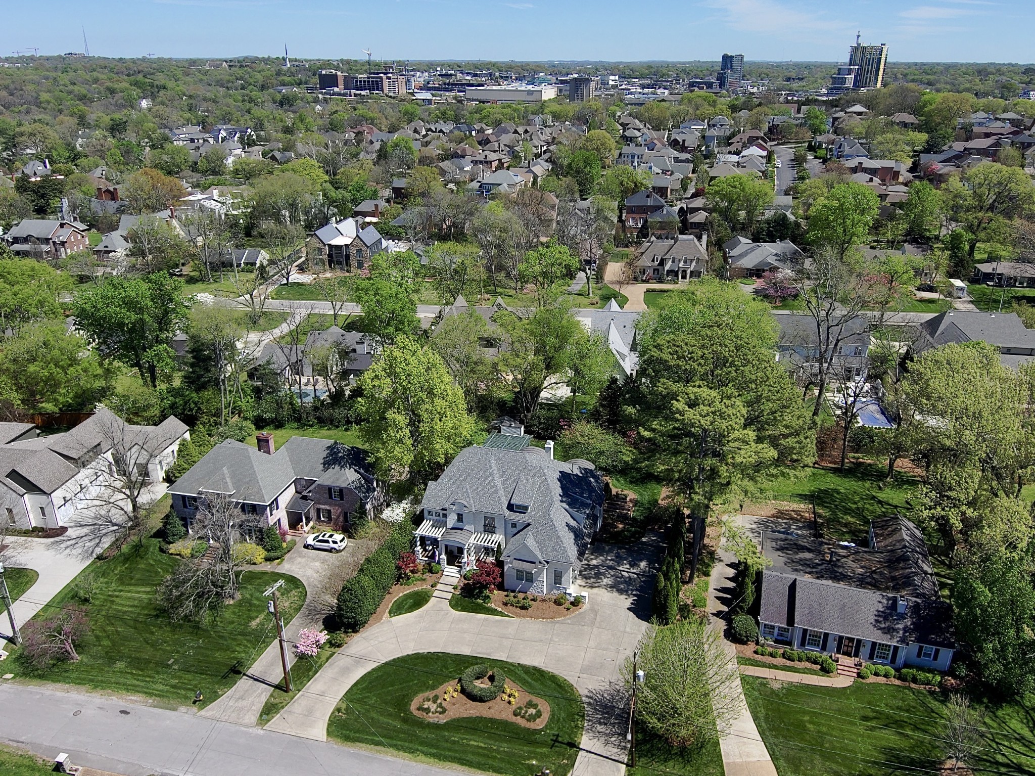 4104 Skyline Dr