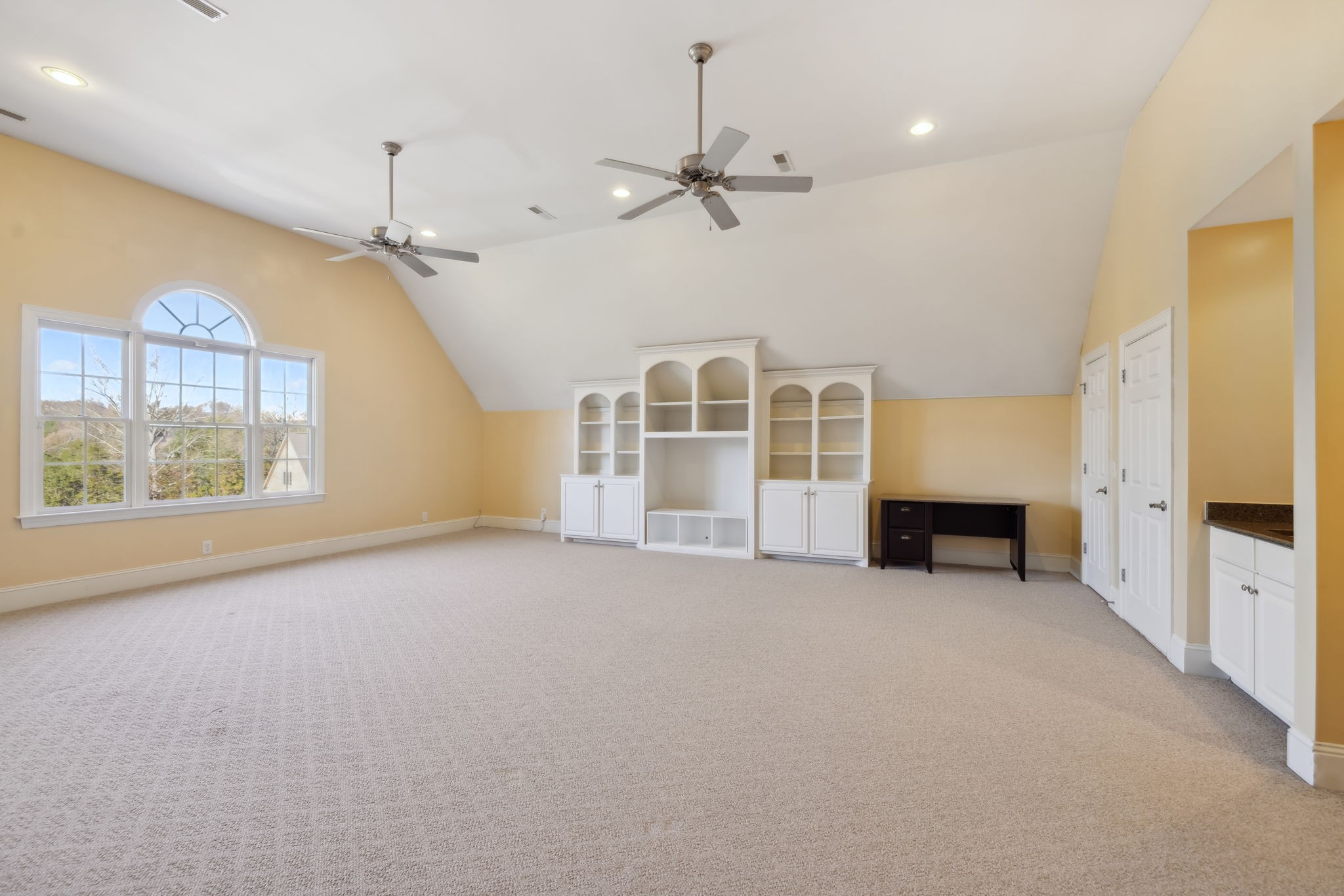 2119 Willowmet Dr