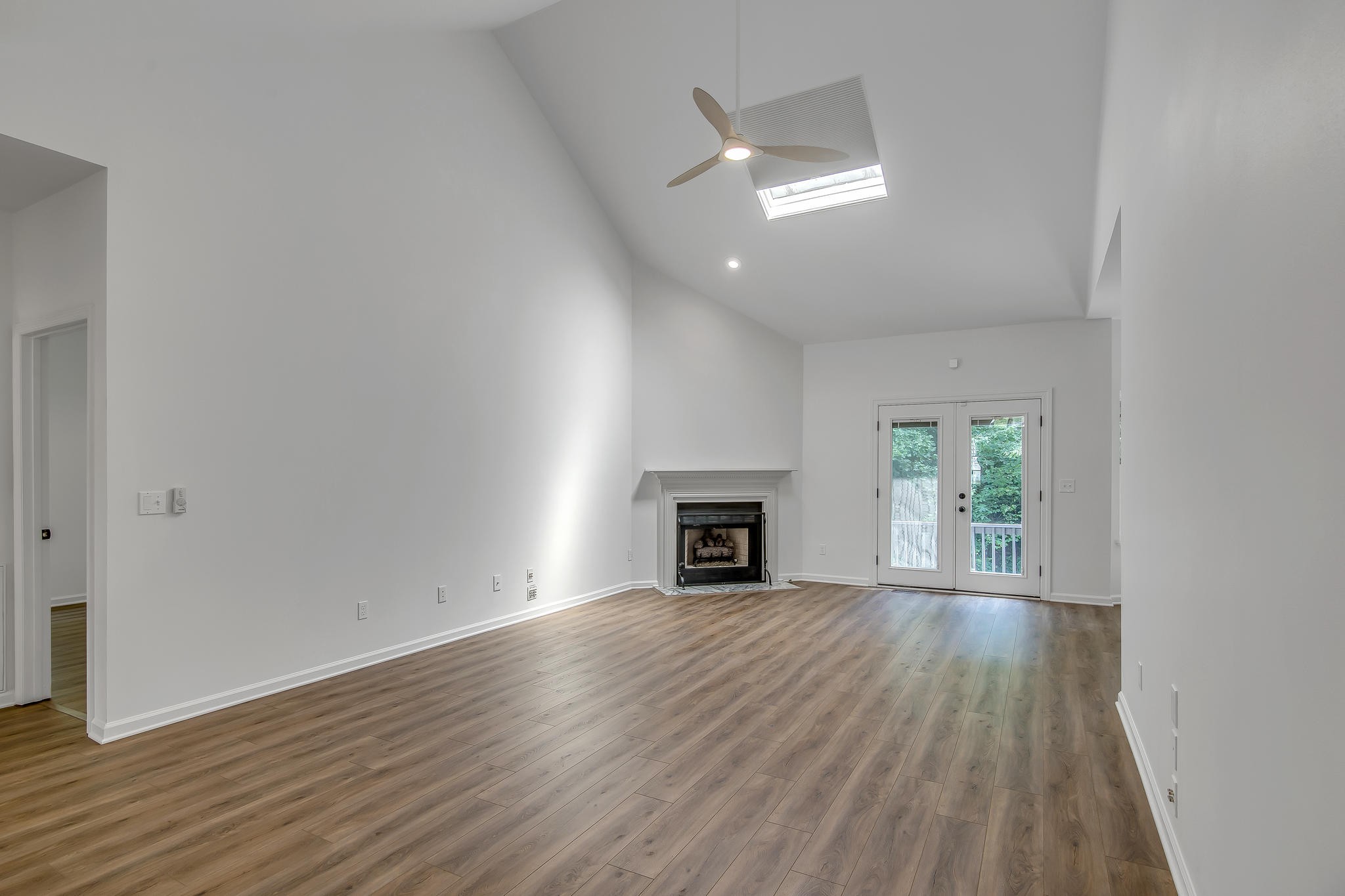 1113 Elmshade Ct
