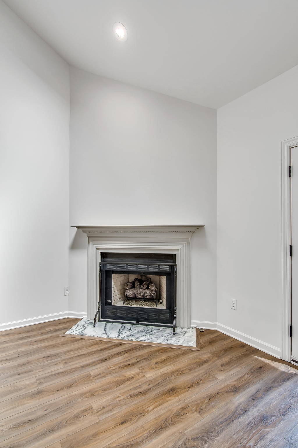 1113 Elmshade Ct