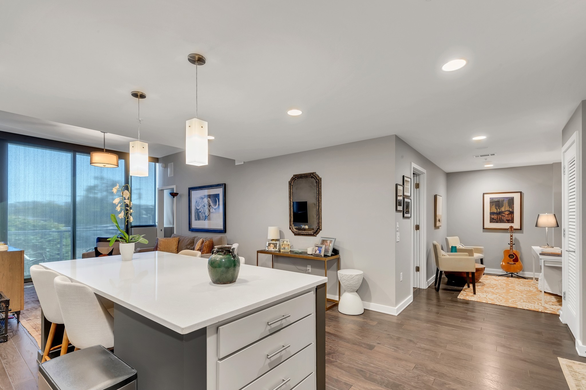 1212 Laurel St Unit: 205