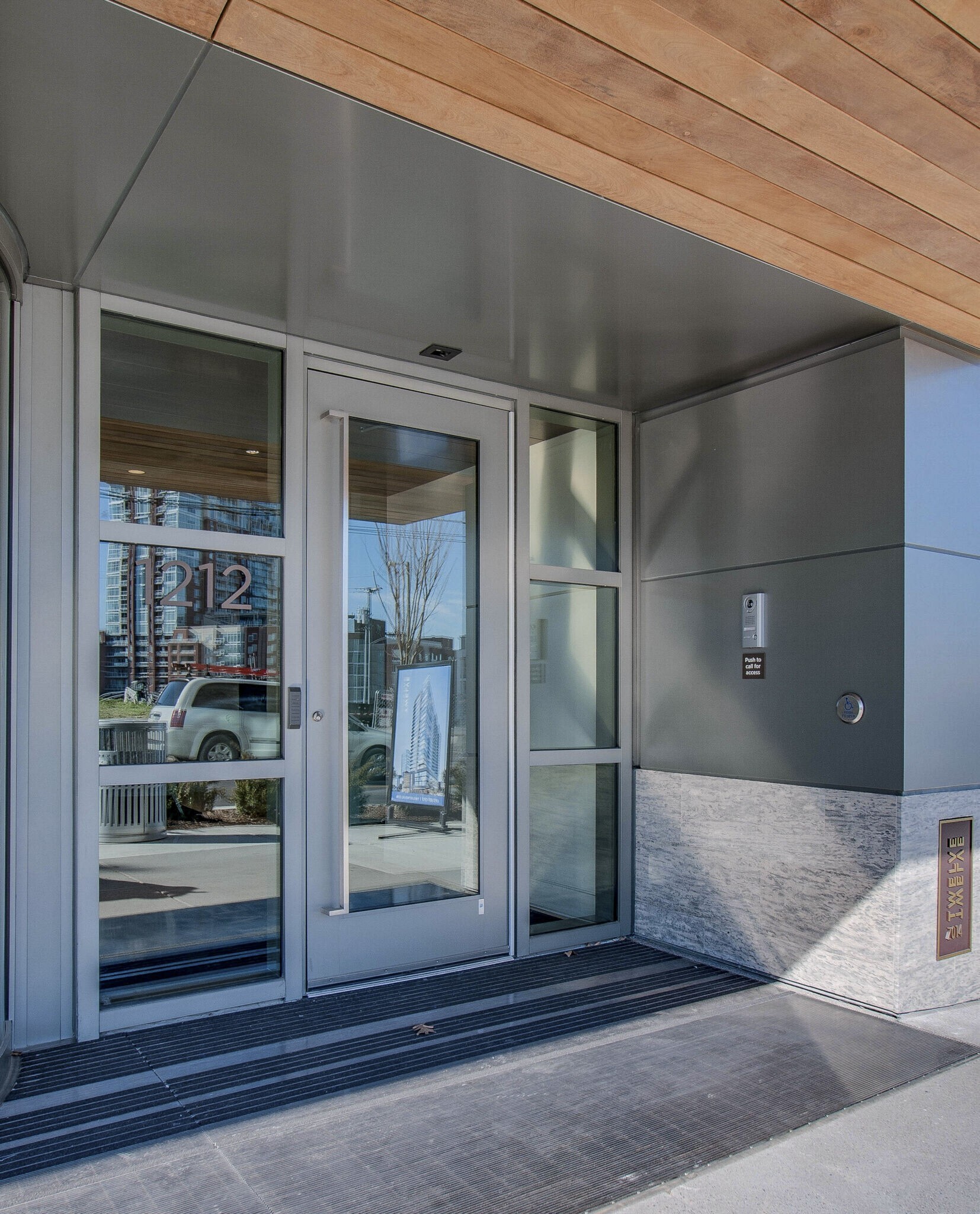 1212 Laurel St Unit: 205