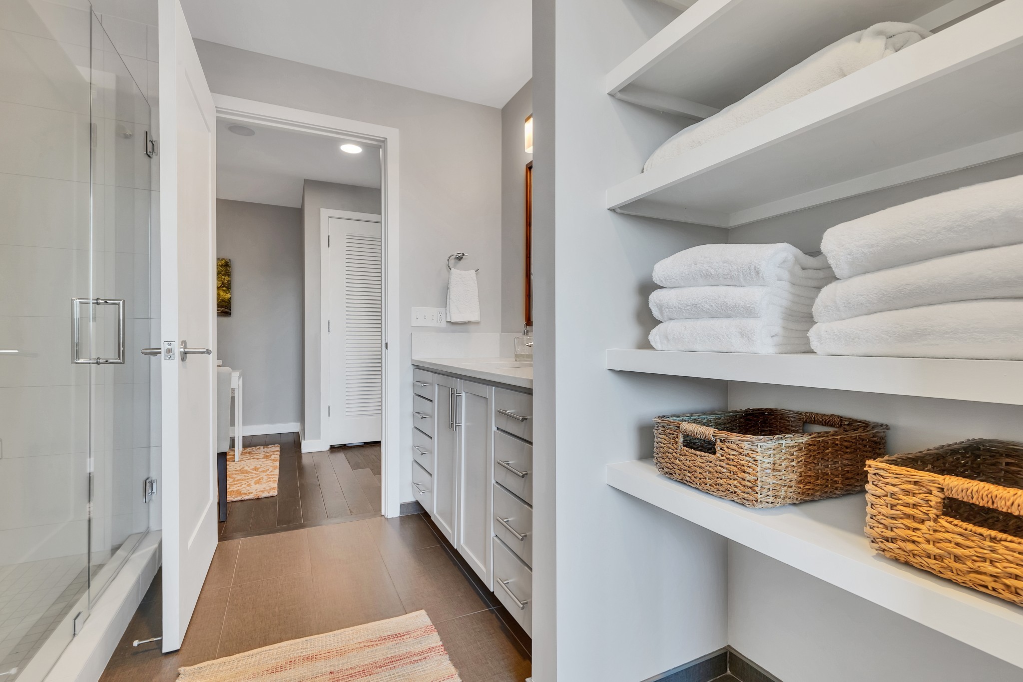 1212 Laurel St Unit: 205