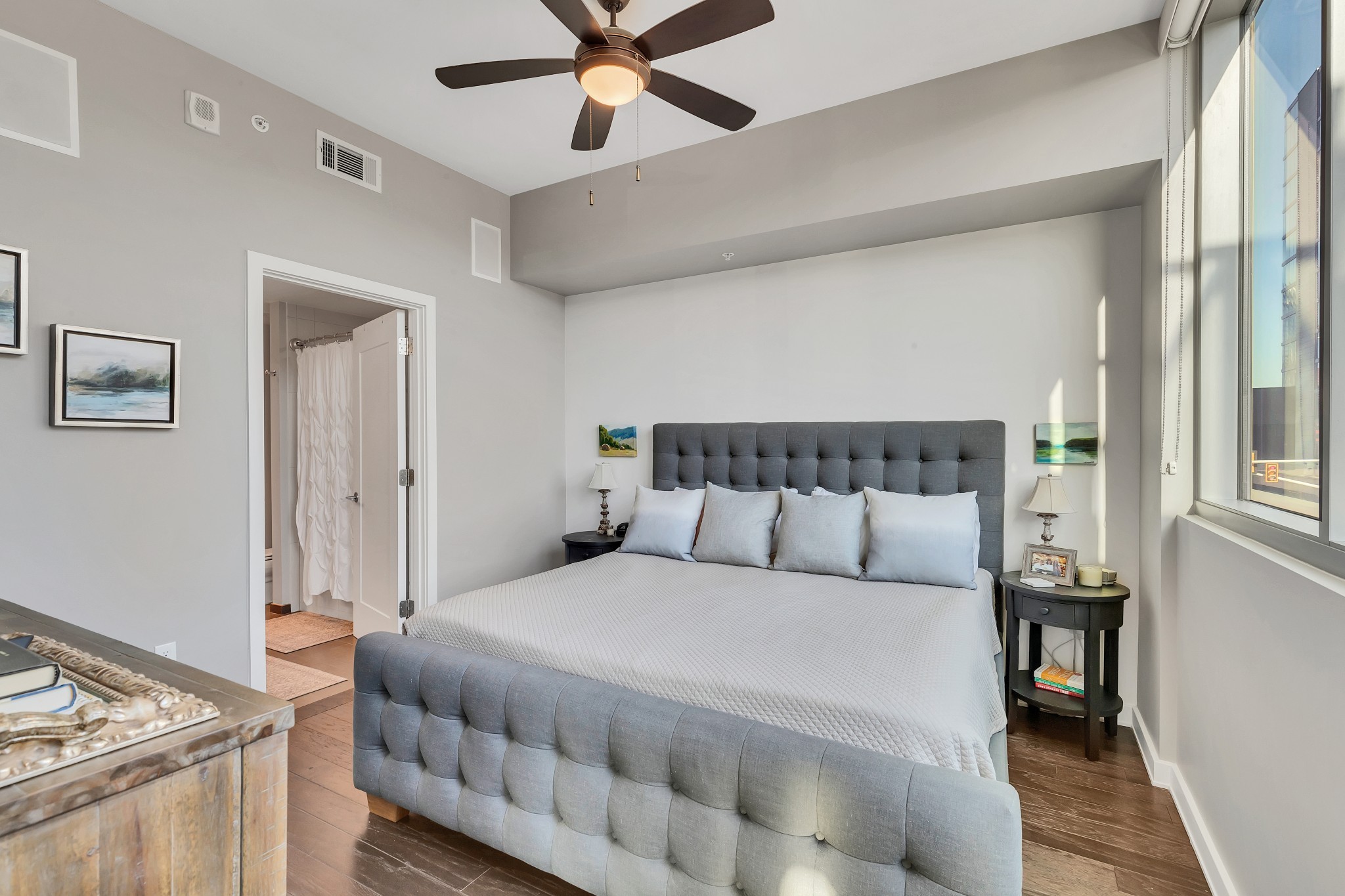 1212 Laurel St Unit: 205