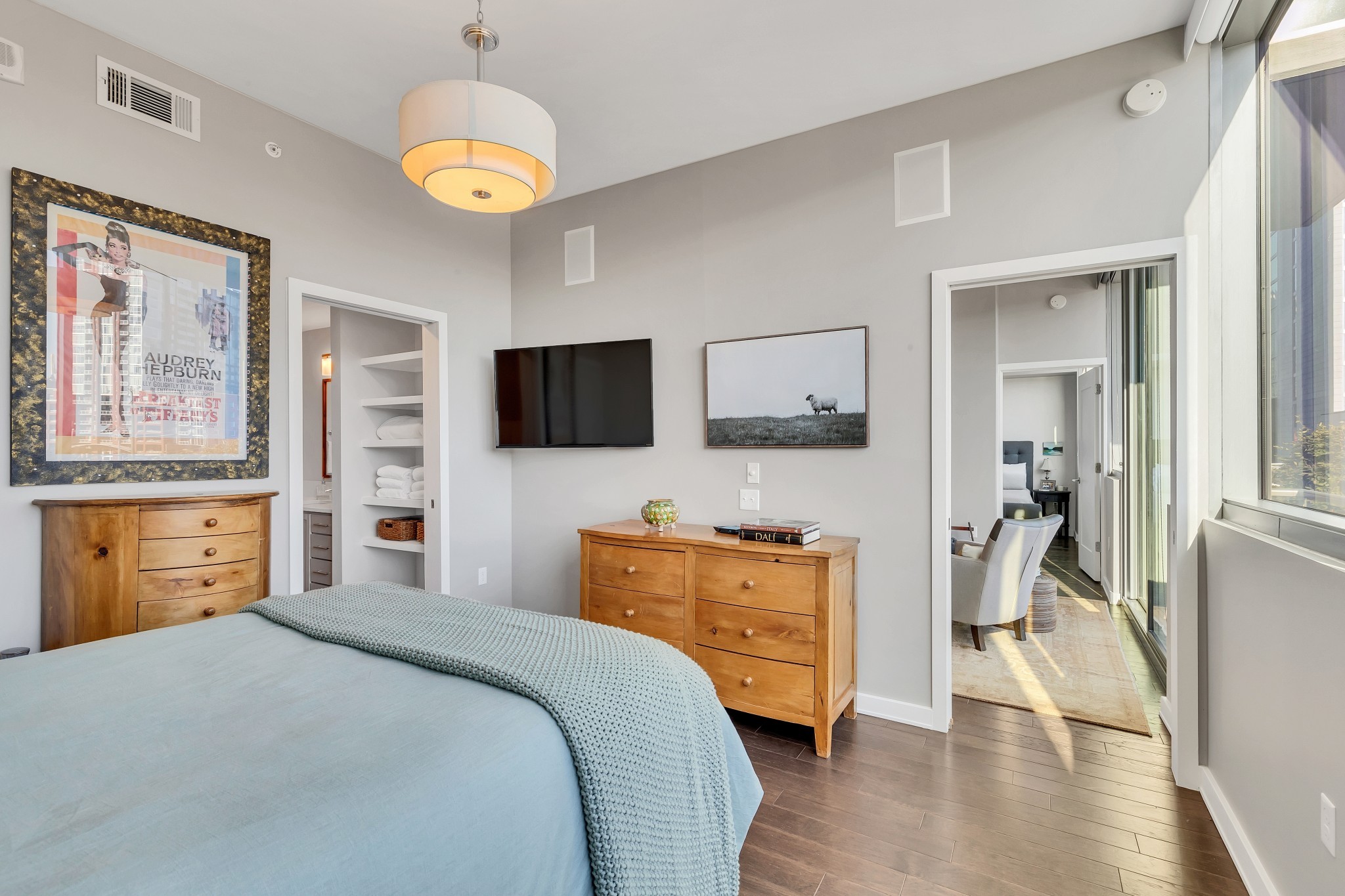 1212 Laurel St Unit: 205