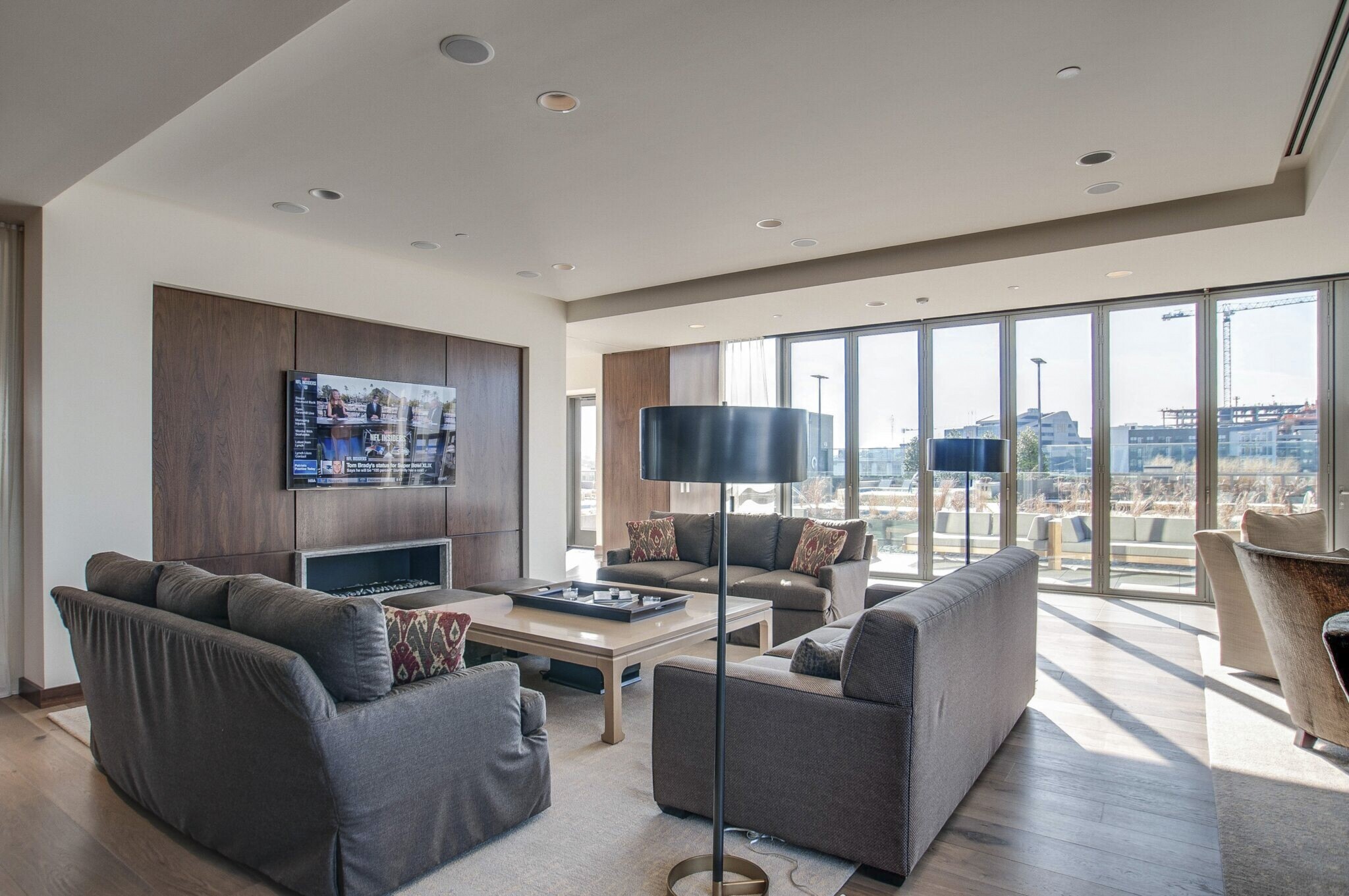 1212 Laurel St Unit: 205