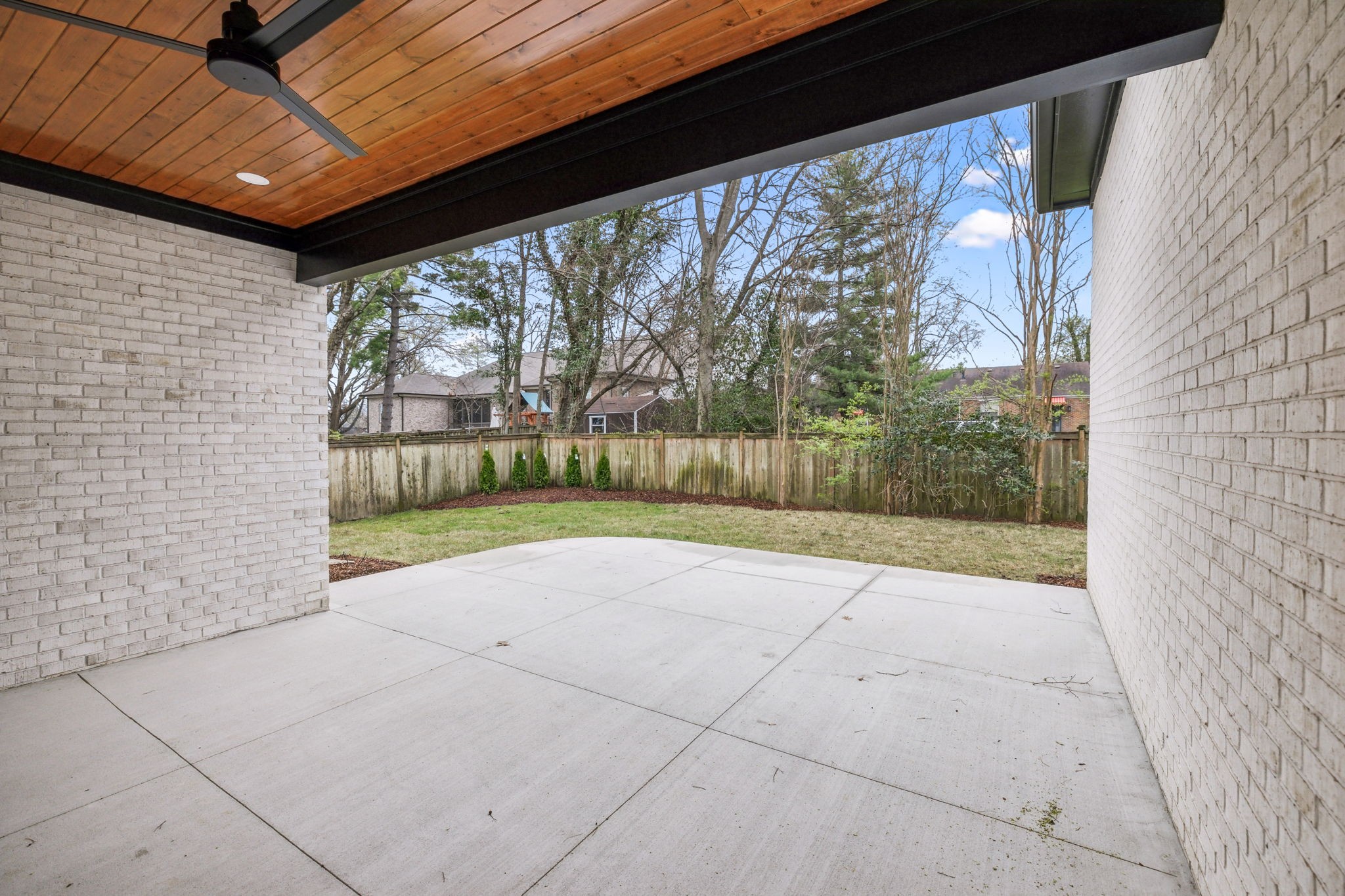 849 Crestridge Dr