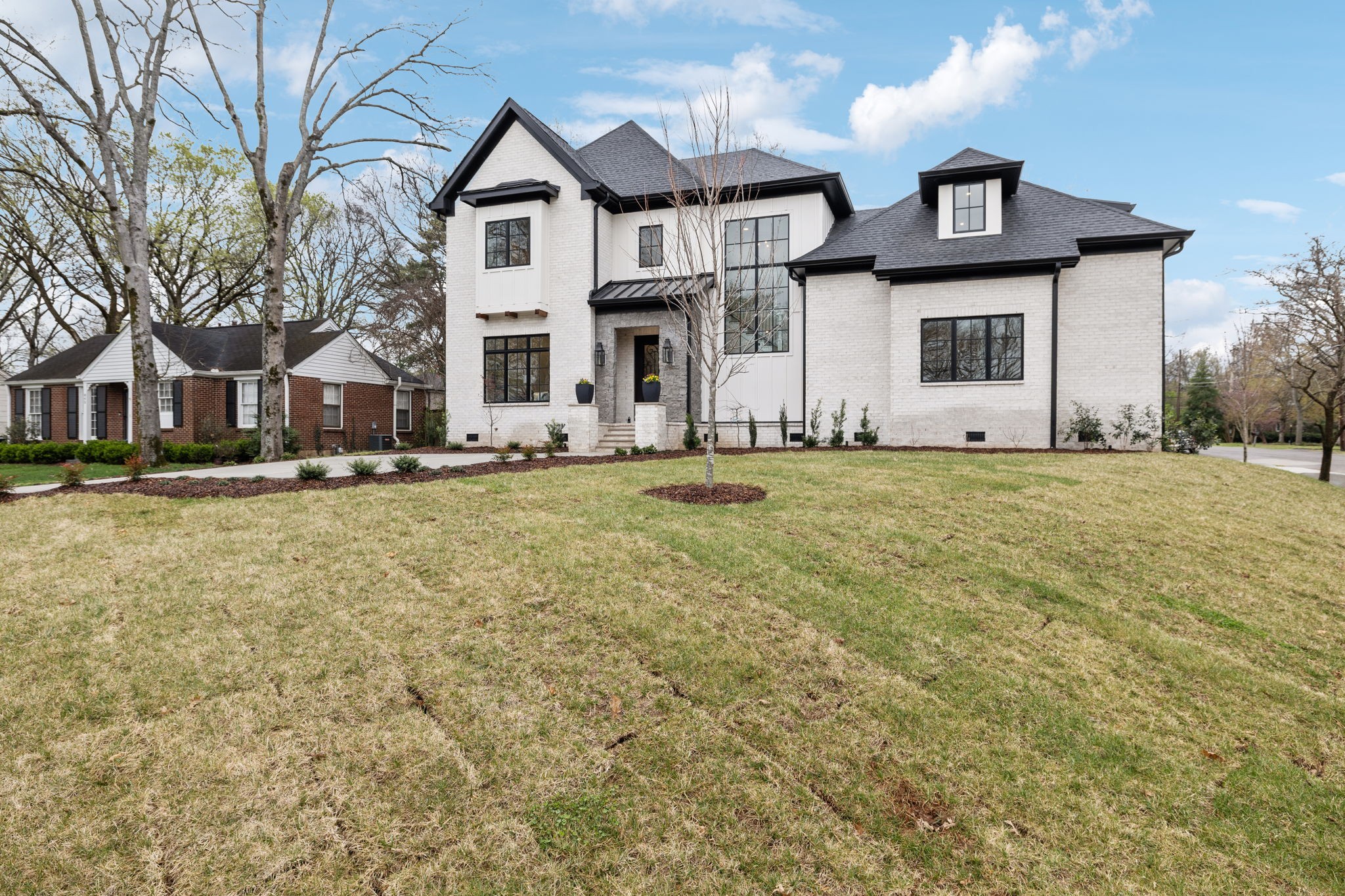849 Crestridge Dr