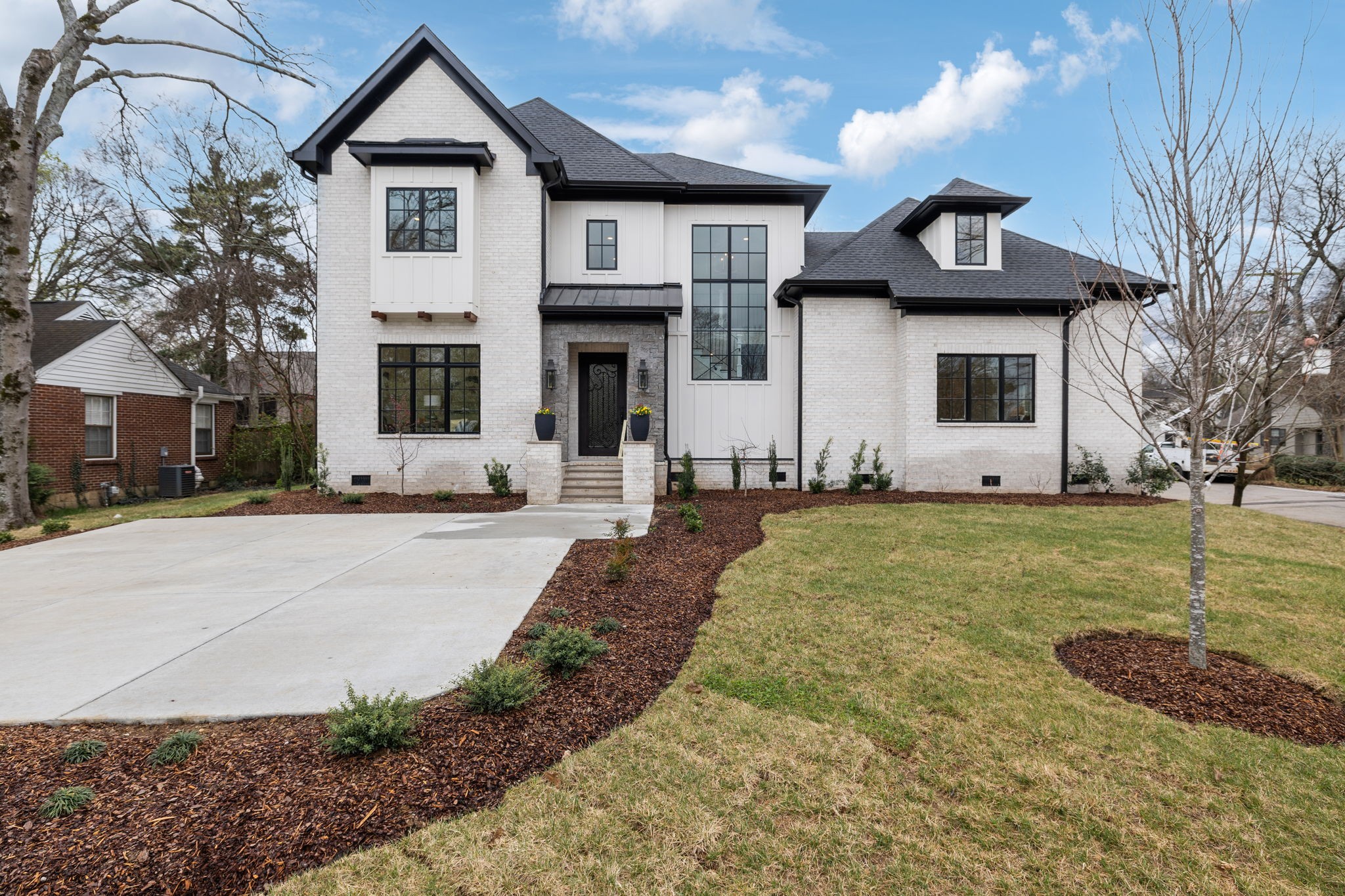 849 Crestridge Dr