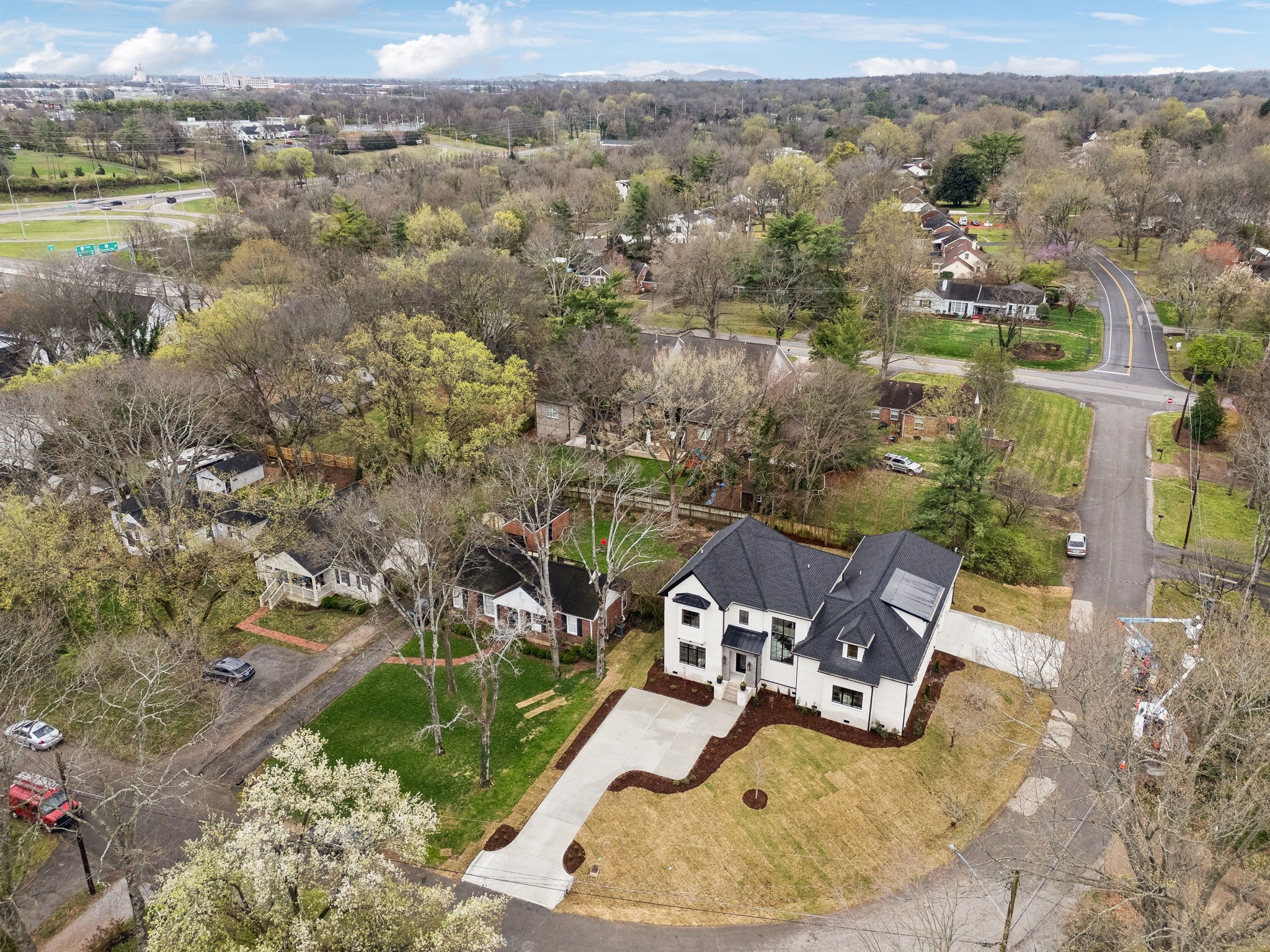 849 Crestridge Dr