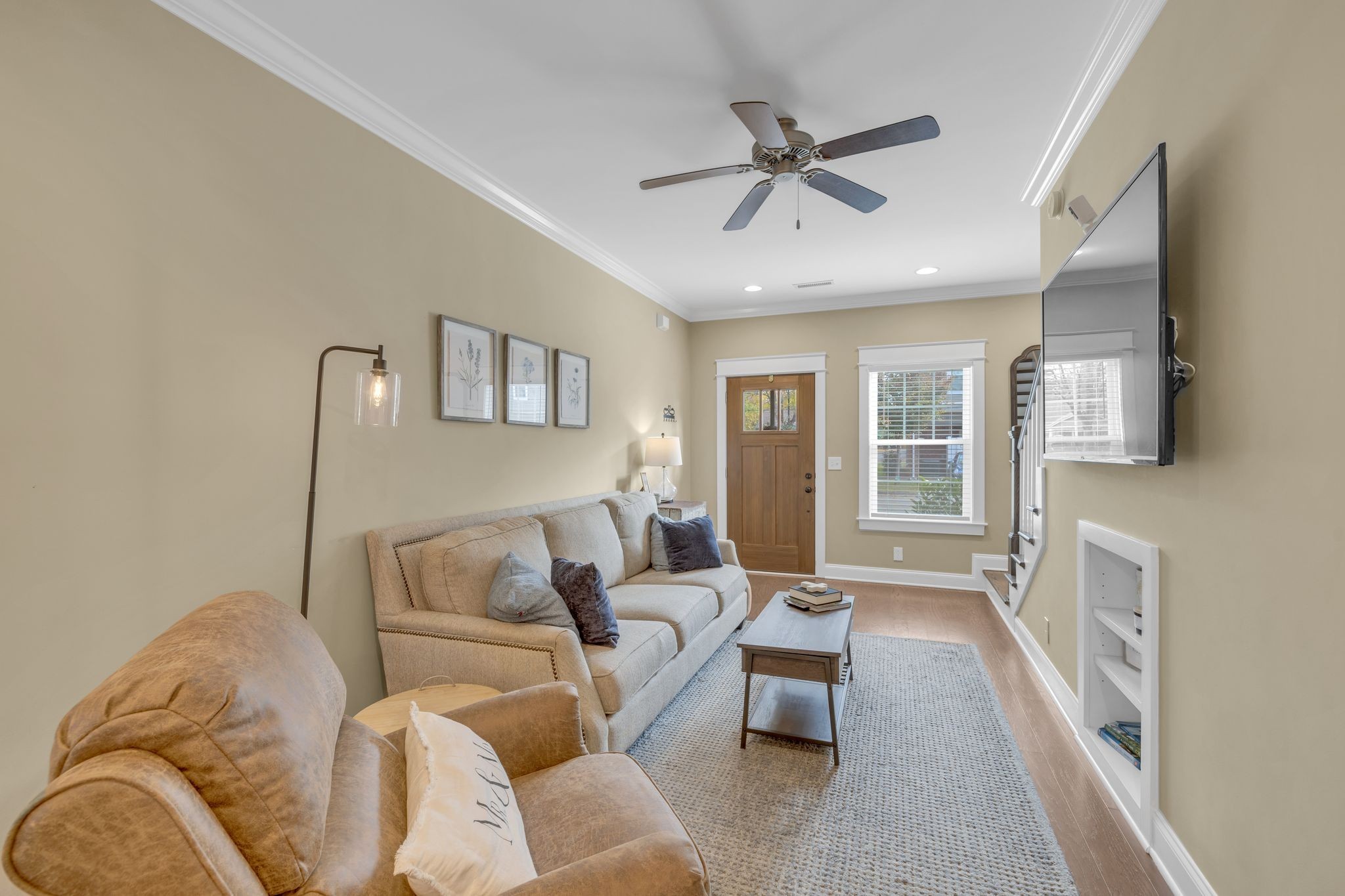 1019 N Maple St Unit: 2E