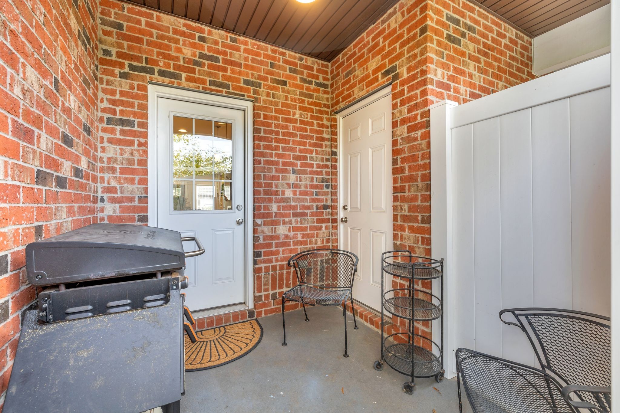 1019 N Maple St Unit: 2E