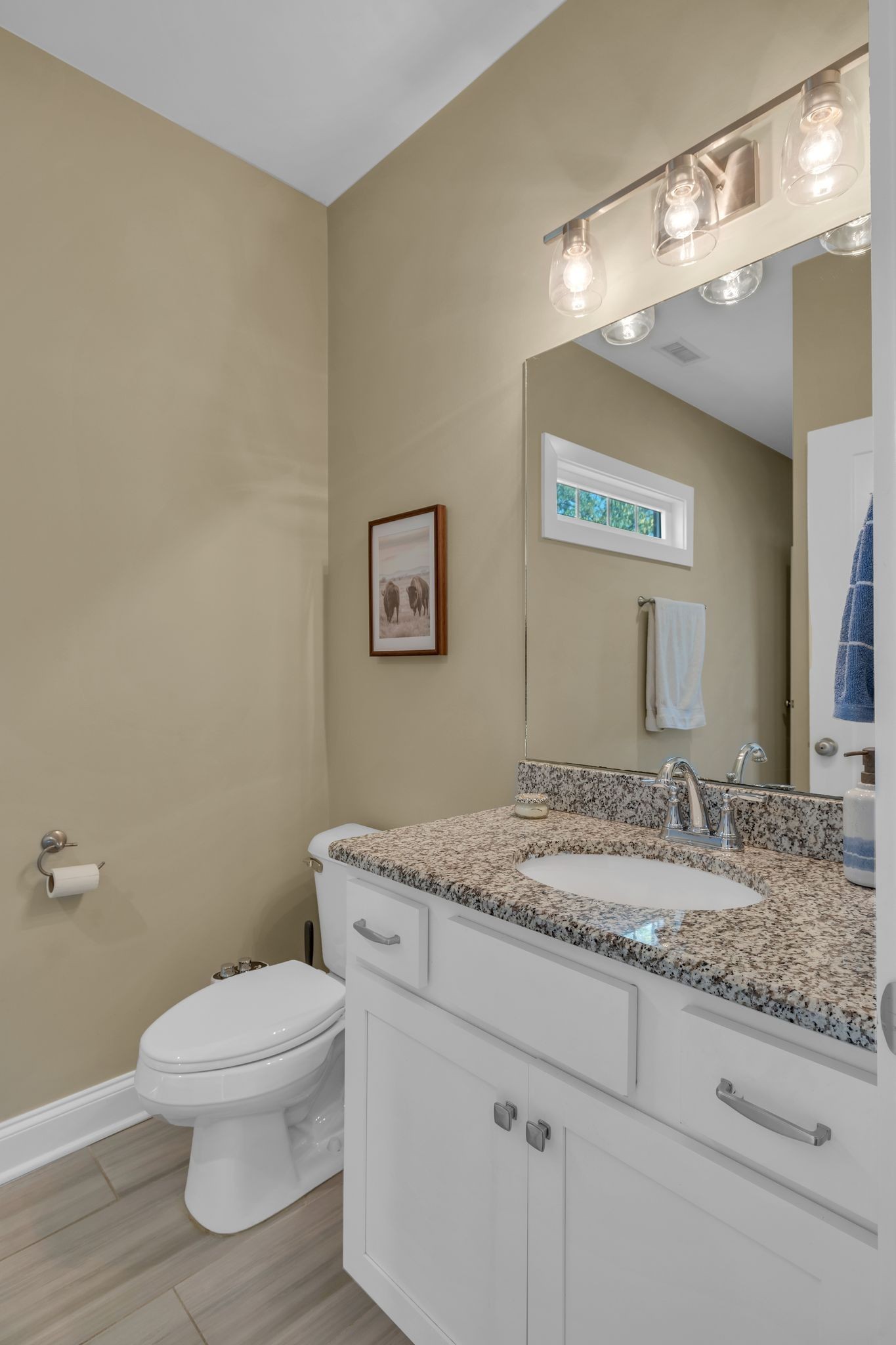 1019 N Maple St Unit: 2E