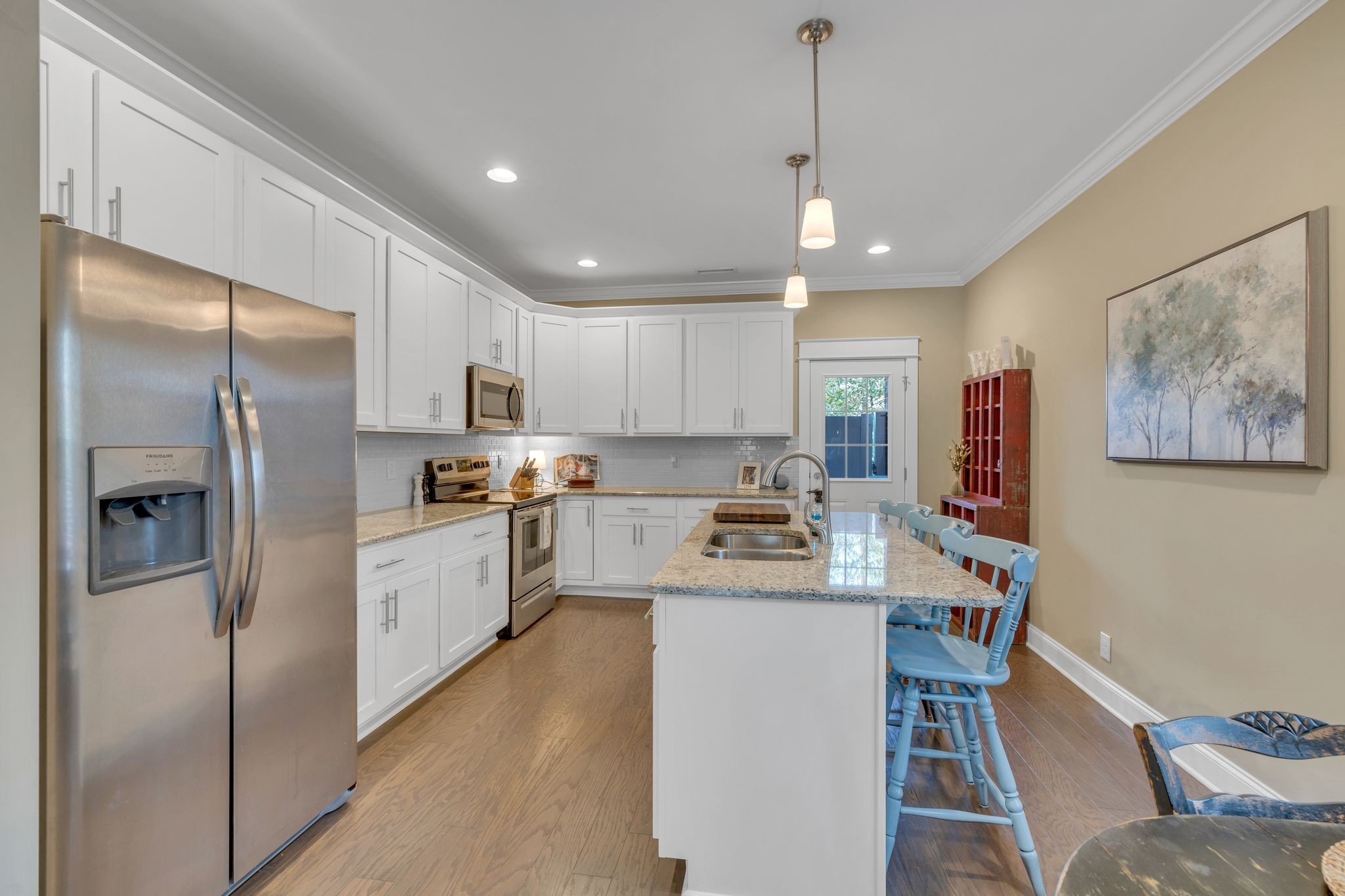1019 N Maple St Unit: 2E