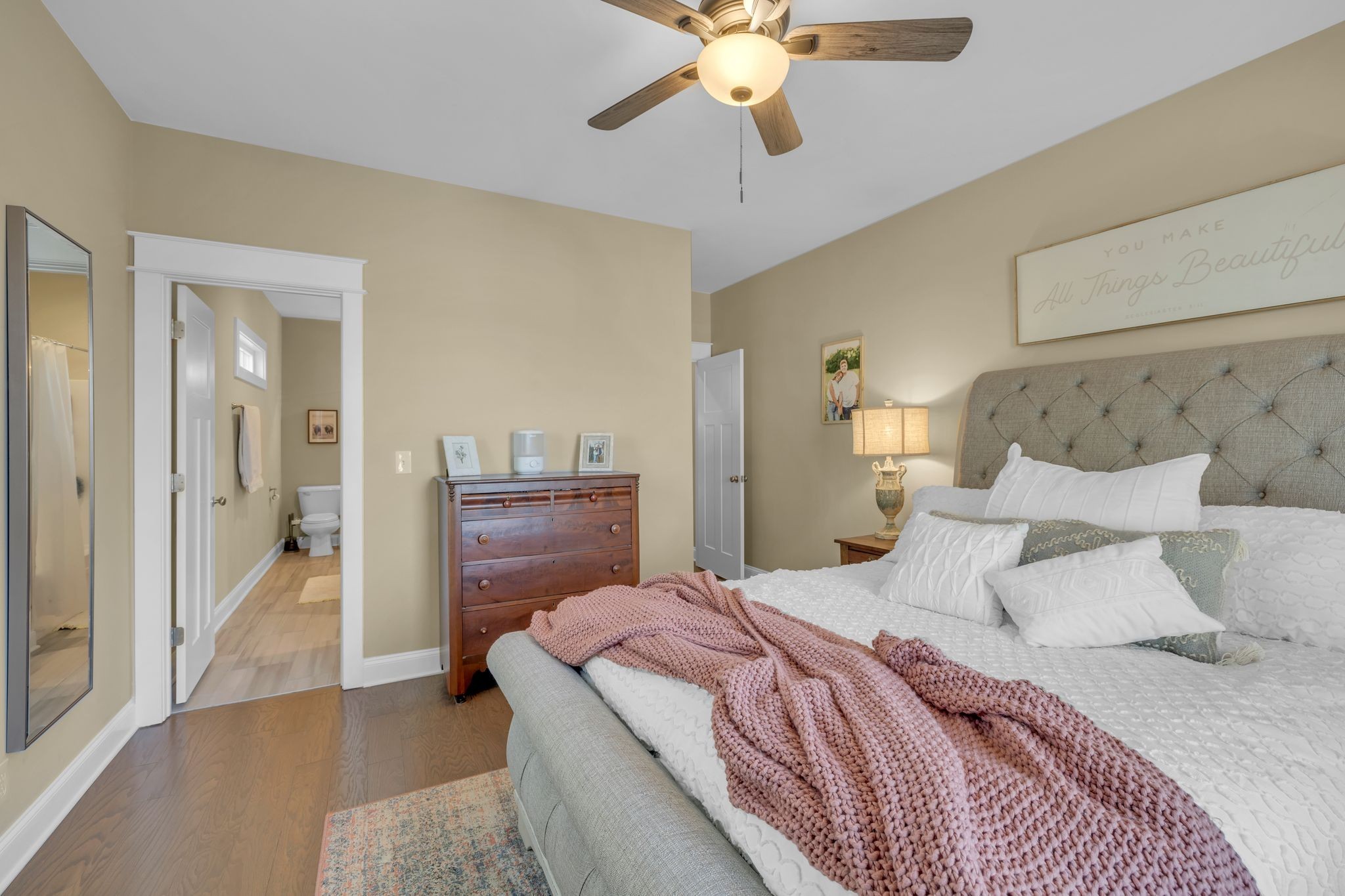 1019 N Maple St Unit: 2E