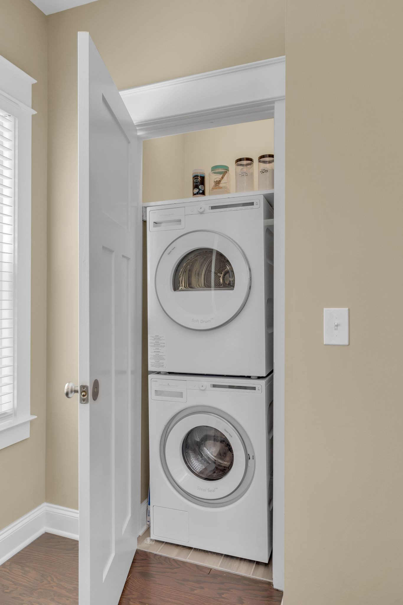 1019 N Maple St Unit: 2E