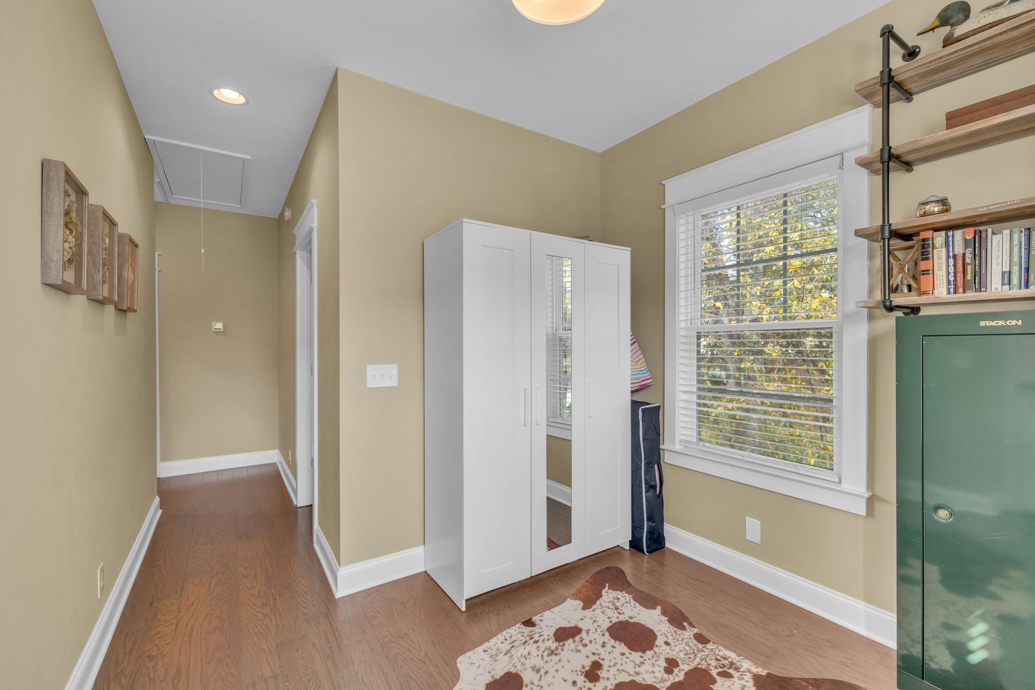 1019 N Maple St Unit: 2E