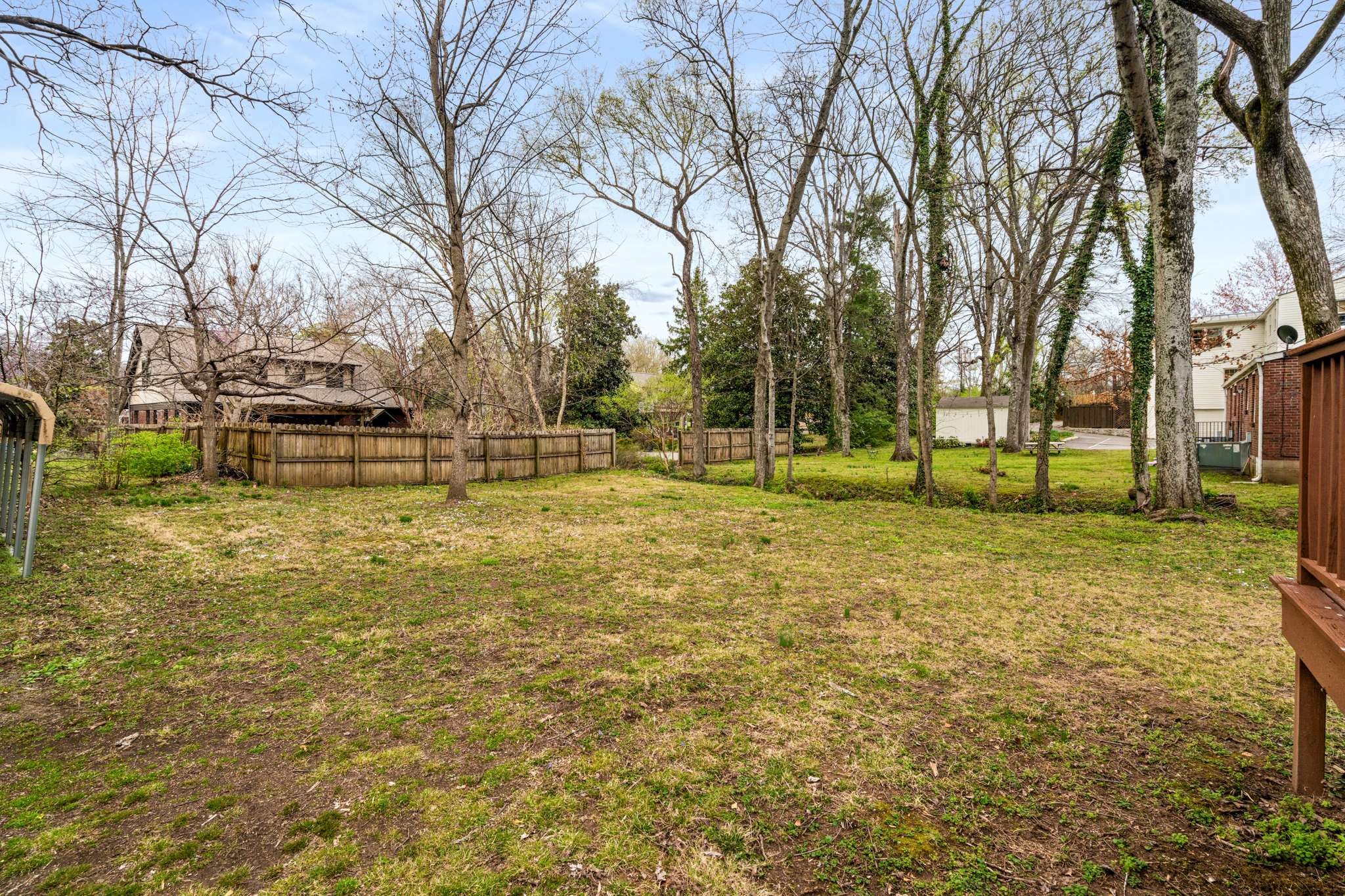 1108 Woodvale Dr