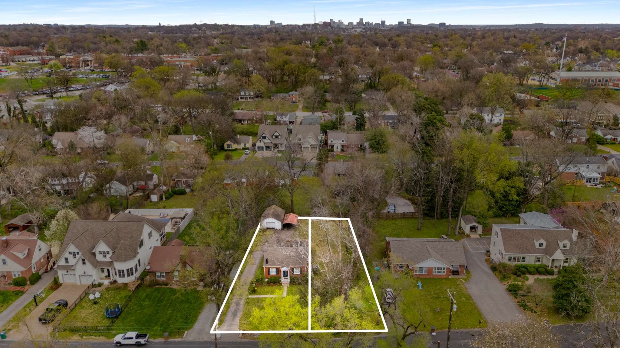 1108 Woodvale Dr