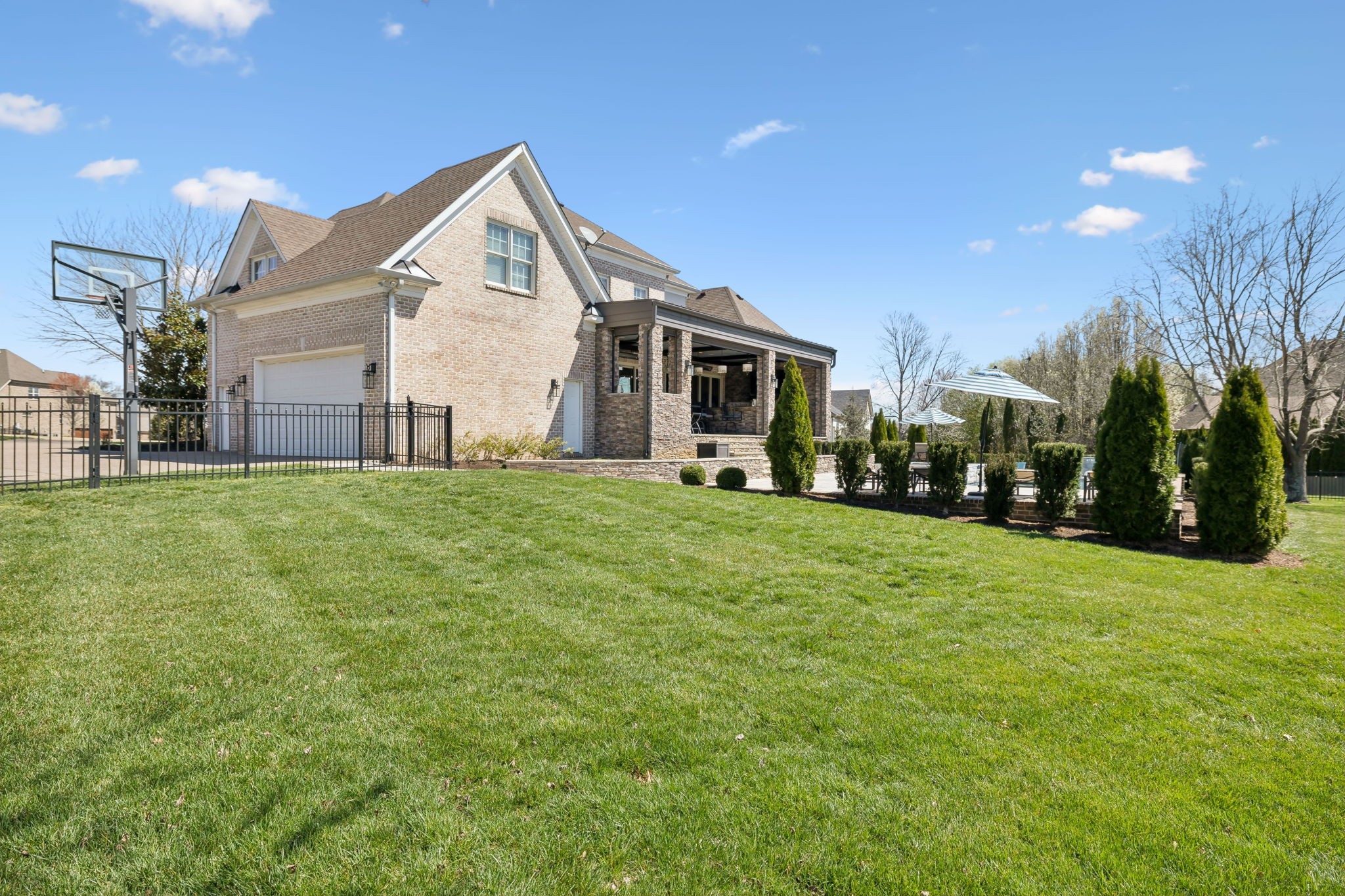 1109 Livingfield Ct