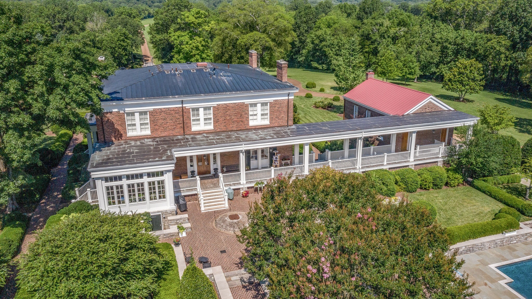 1711 Old Hillsboro Rd