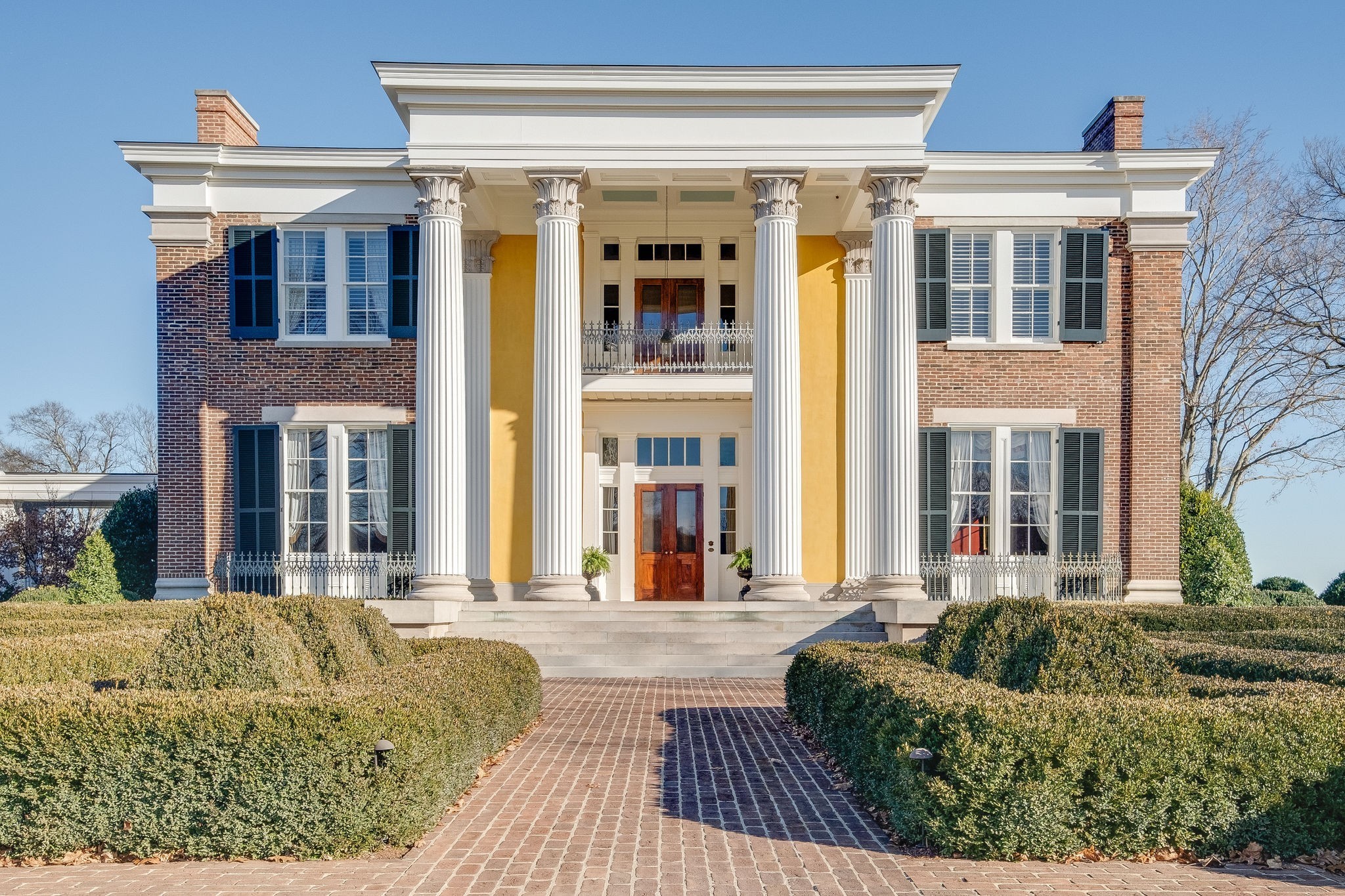 1711 Old Hillsboro Rd