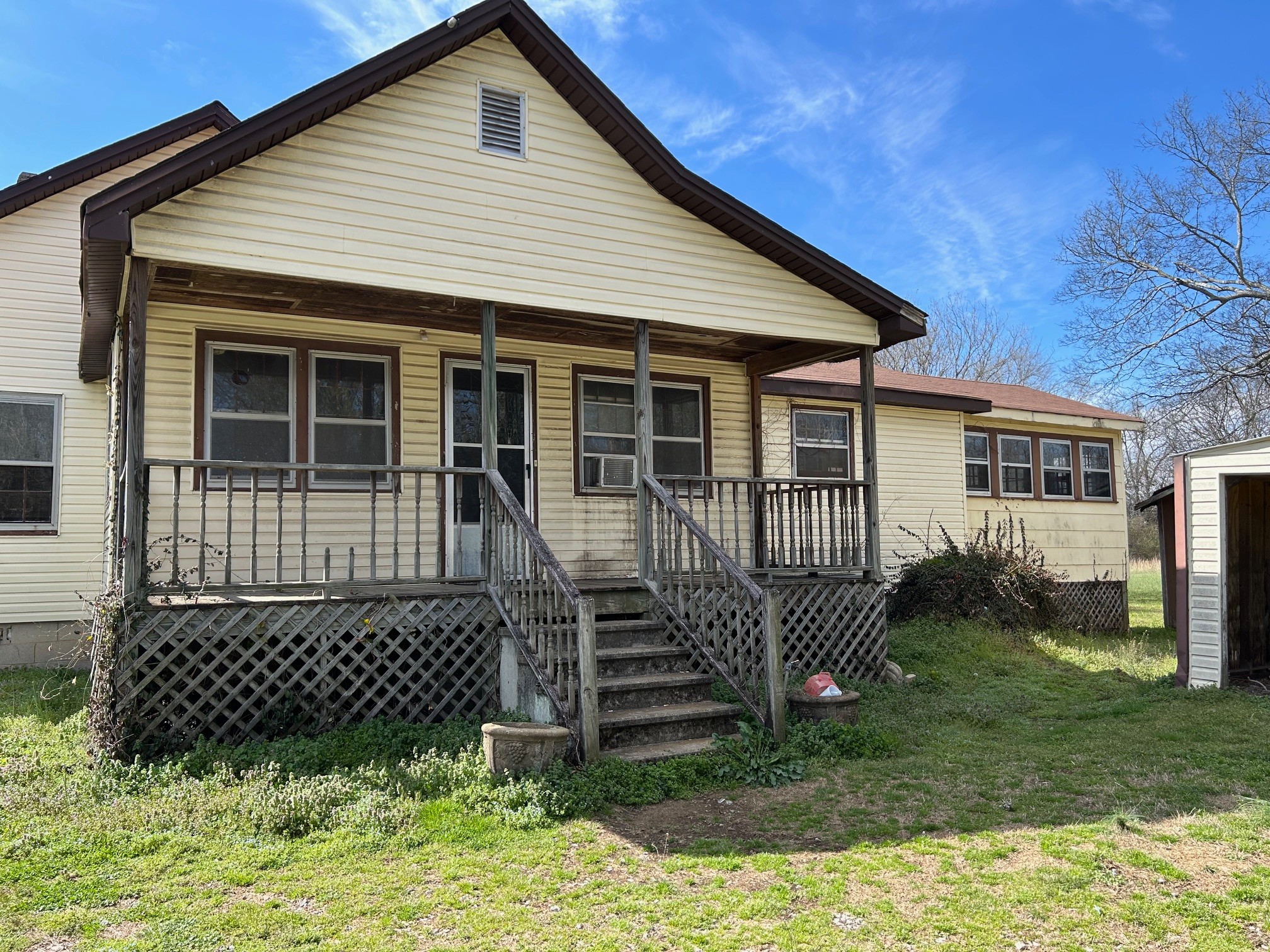 2150 Highway 40
