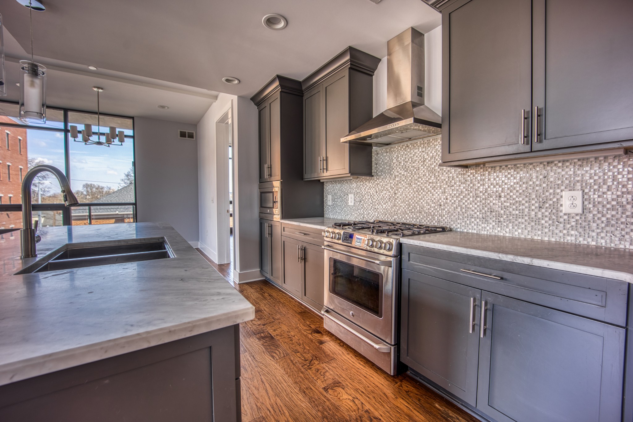 3000 Poston Ave Unit: 102