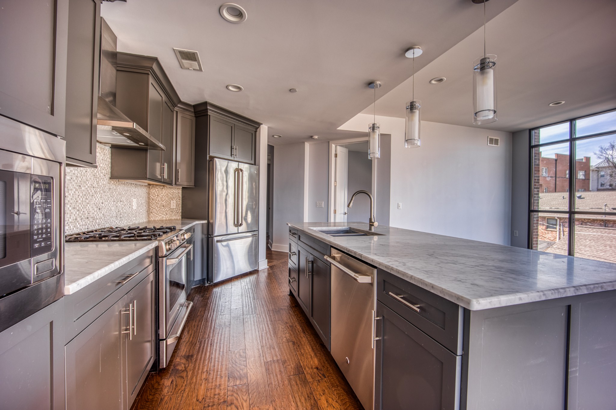 3000 Poston Ave Unit: 102