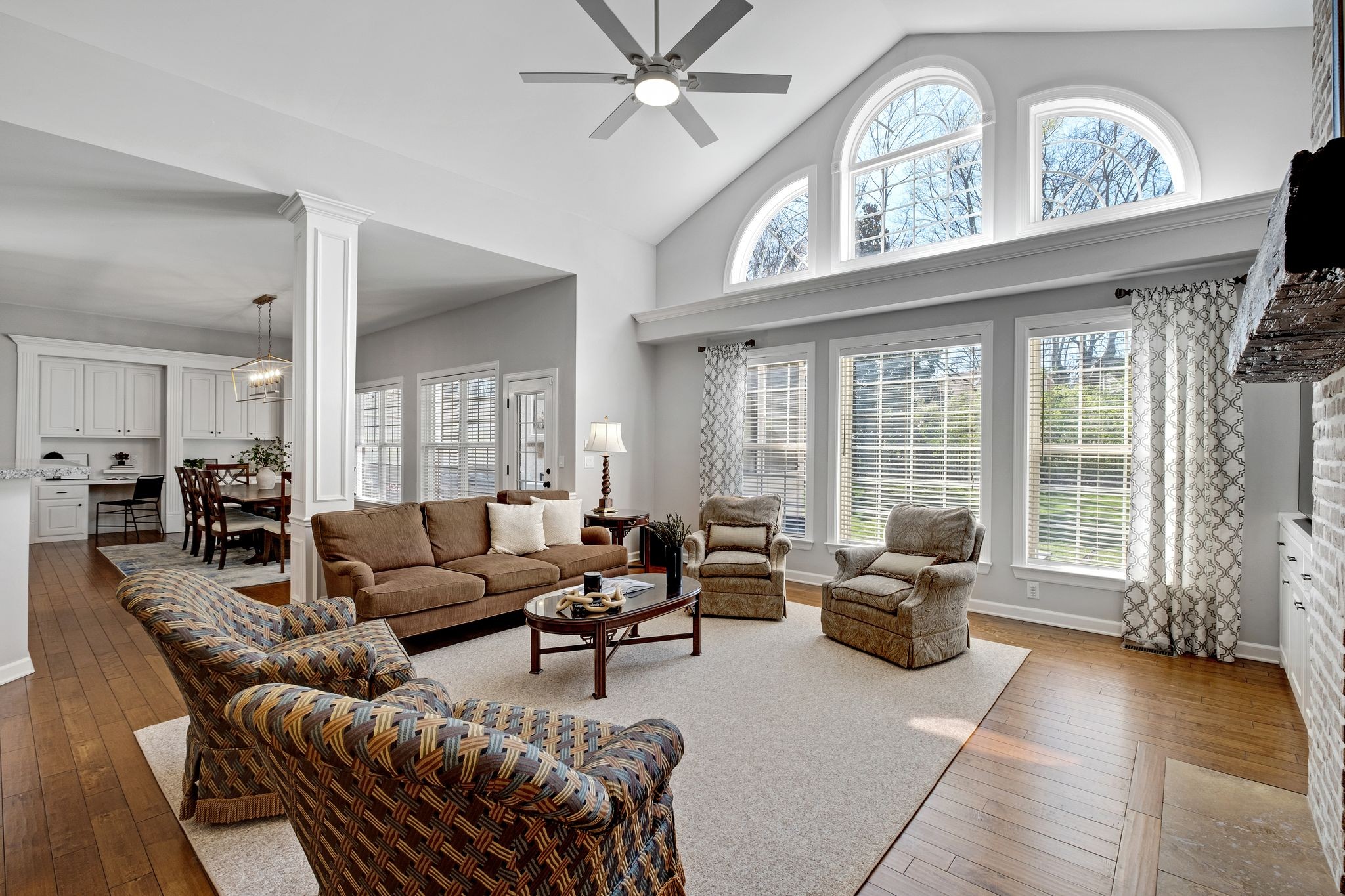 424 Coburn Ln