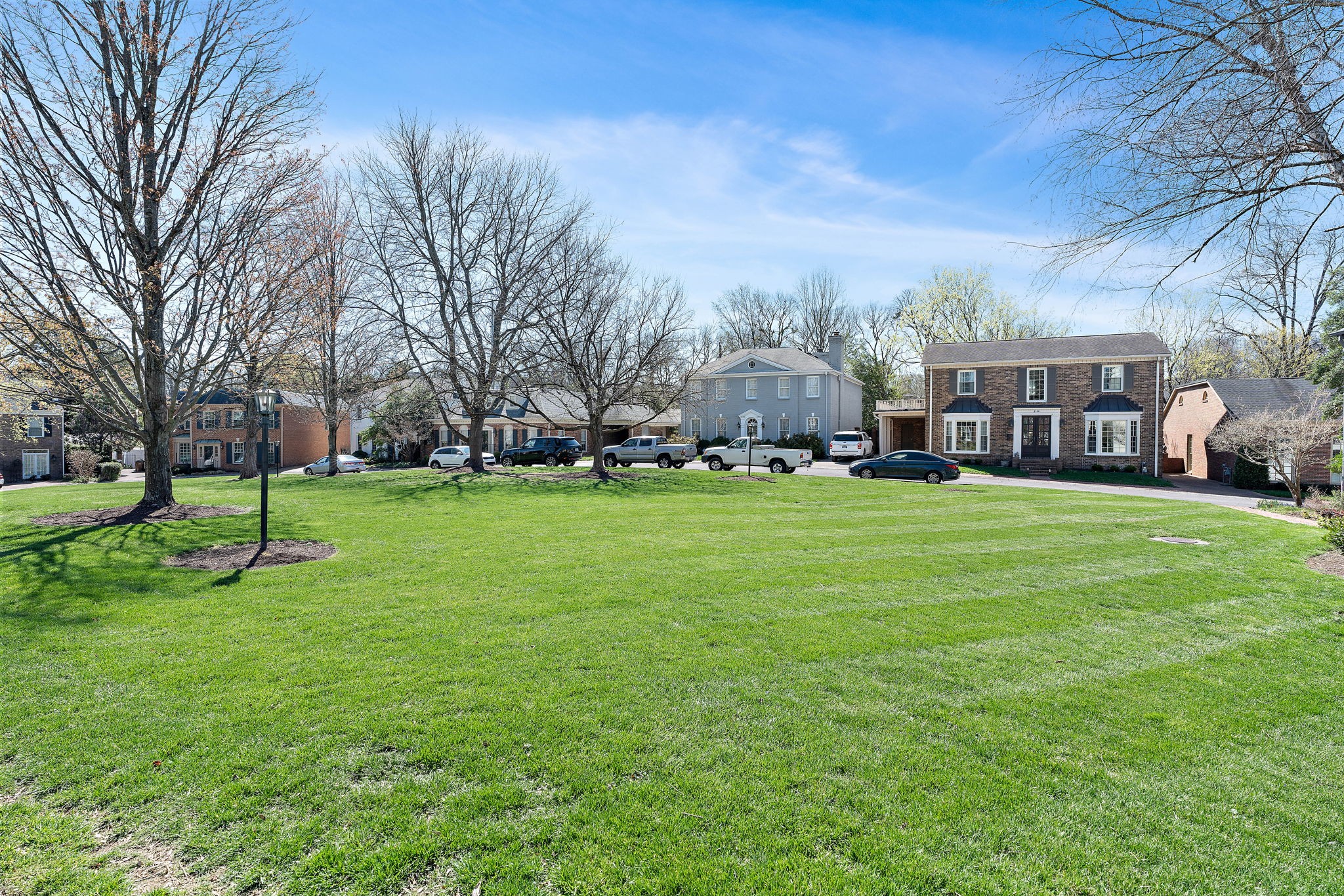 2134 Golf Club Ln